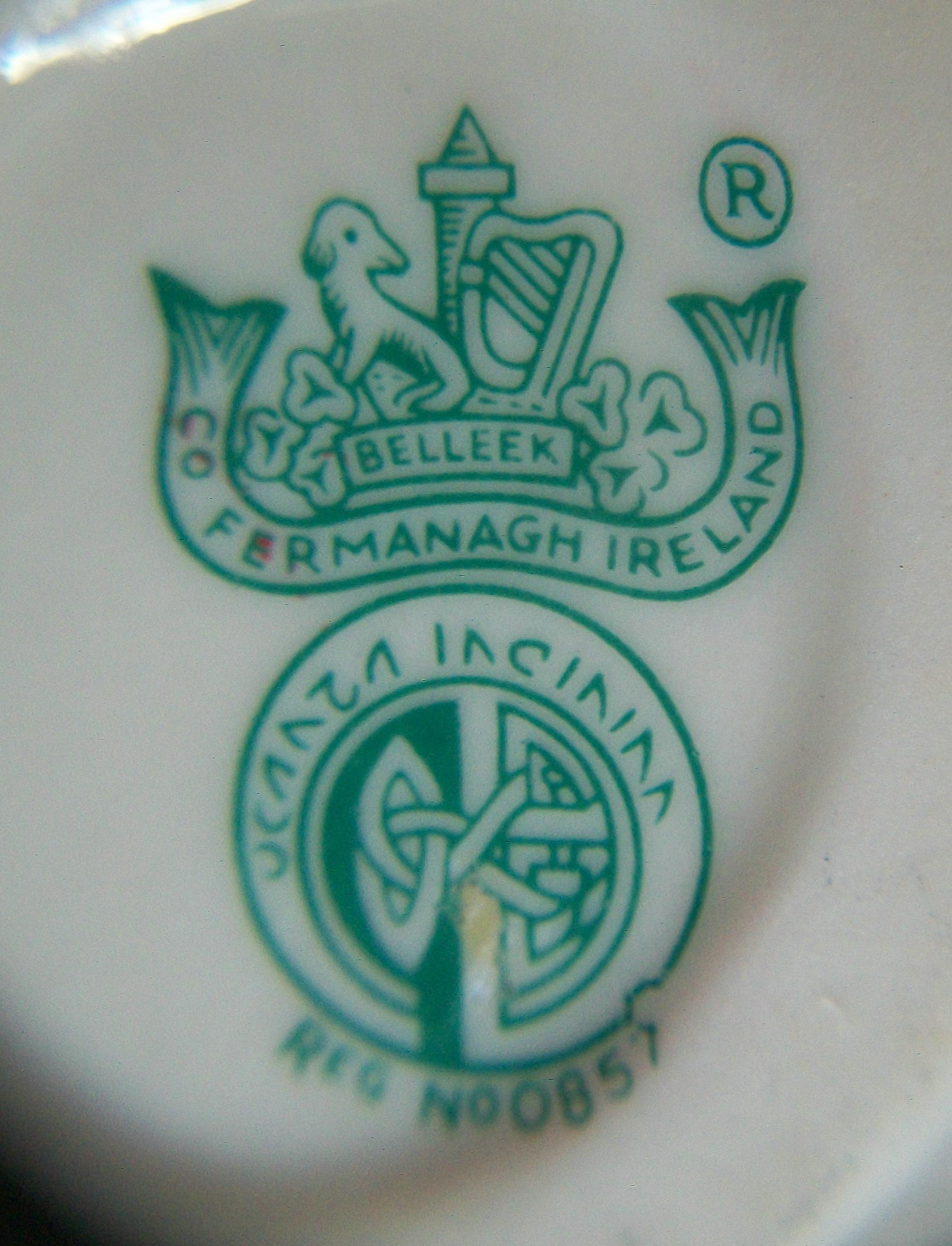 Porcelain BELLEEK - 'Neptune' - Ceramic Cream Jug & Sugar Bowl - Ireland - Circa 1955-1980