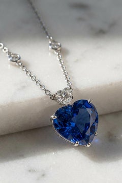BELLEROPHON 4.24 Carat Heart-Shaped Ceylon VIVID BLUE Sapphire Platinum Necklace