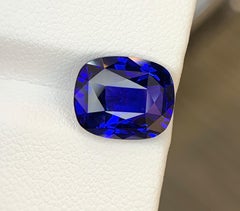 Bellerophon Certified Vivid Blue Sapphire: Faceted Gemstone 7.49 CTs