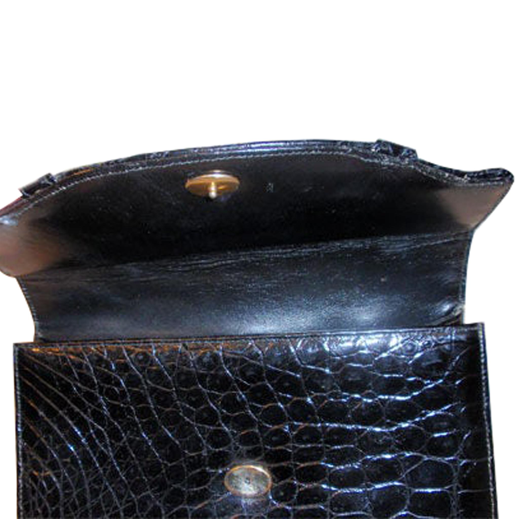 Bellesto Crocodile Handbag, Circa 1960's For Sale 3