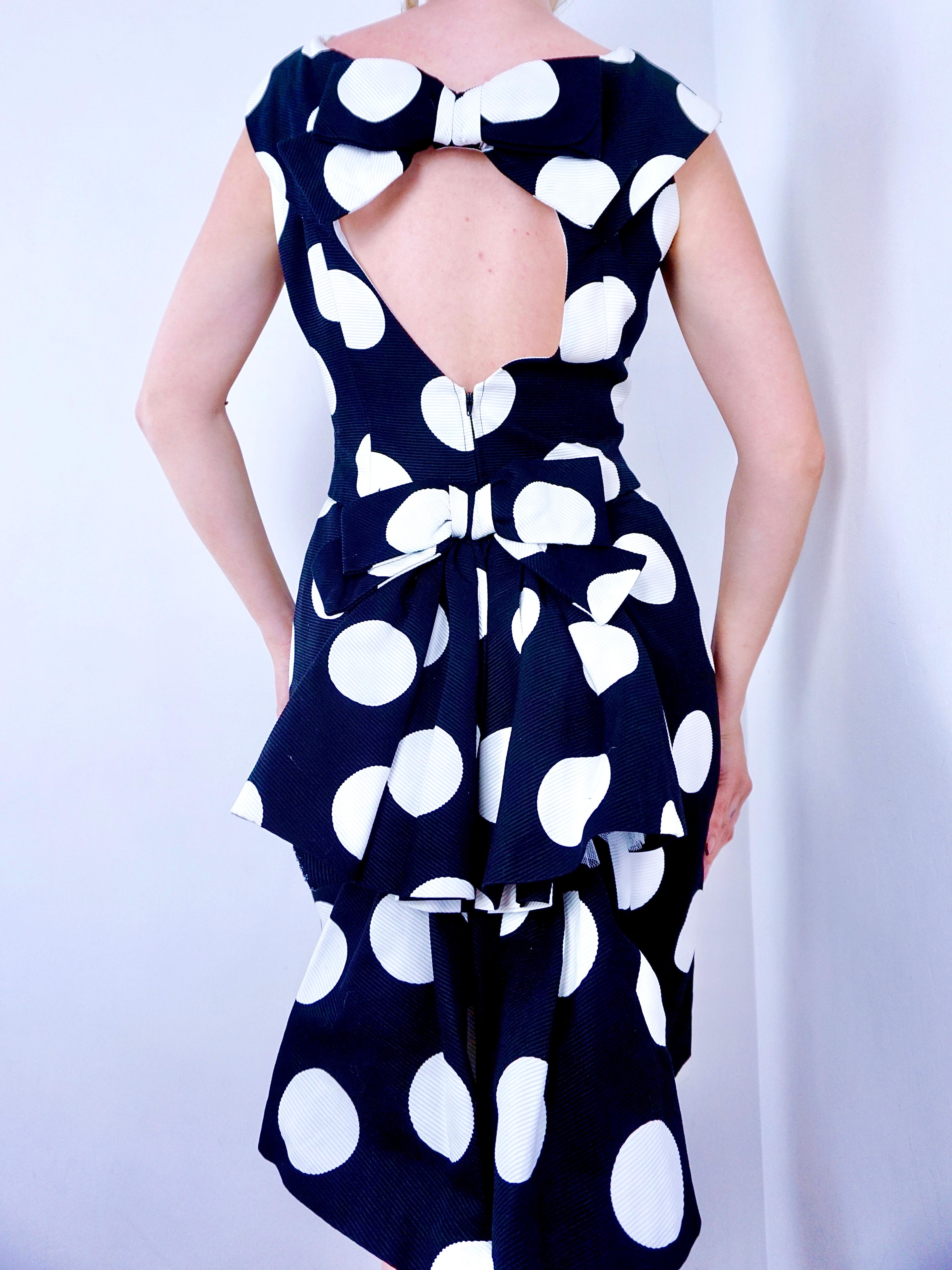 Vestido vintage Belleville Sassoon de Lorcan Mullany Gris en venta