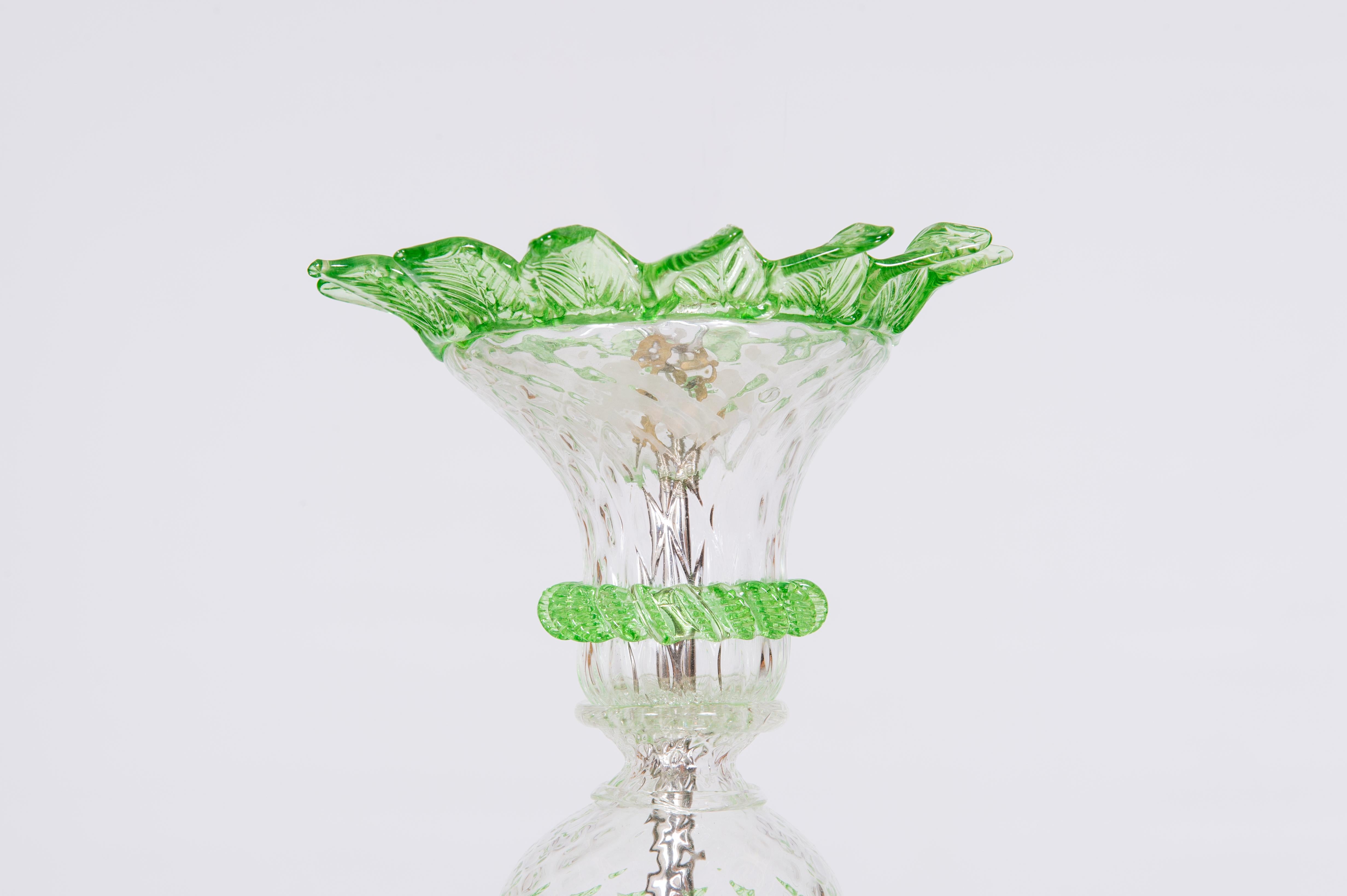 Bellflowers Rezzonico Chandelier in Green Murano Glass Venice Italy 21st century For Sale 9