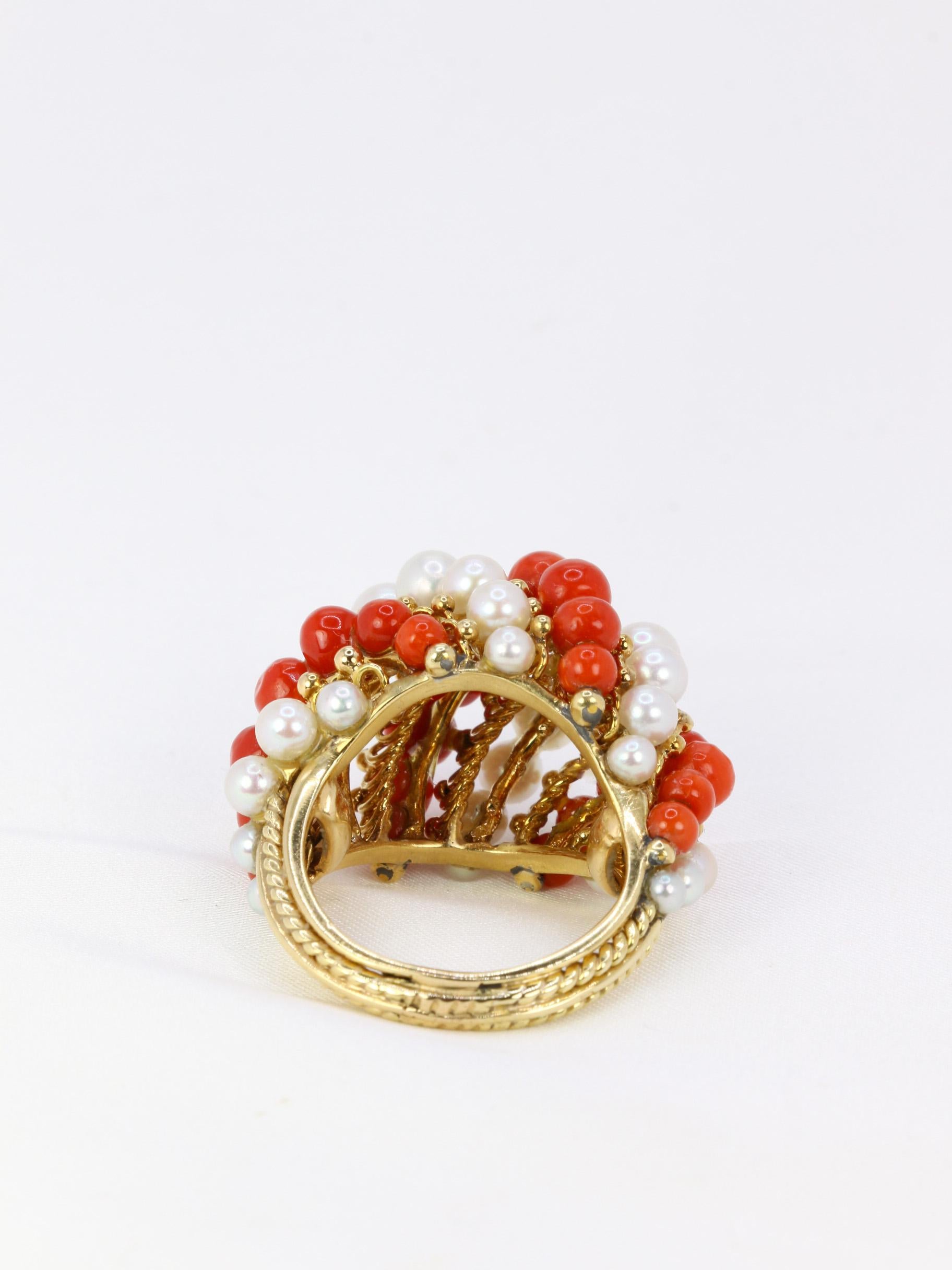BELLIN Vintage-Goldring mit Perlen und Korallen im Zustand „Gut“ in PARIS, FR