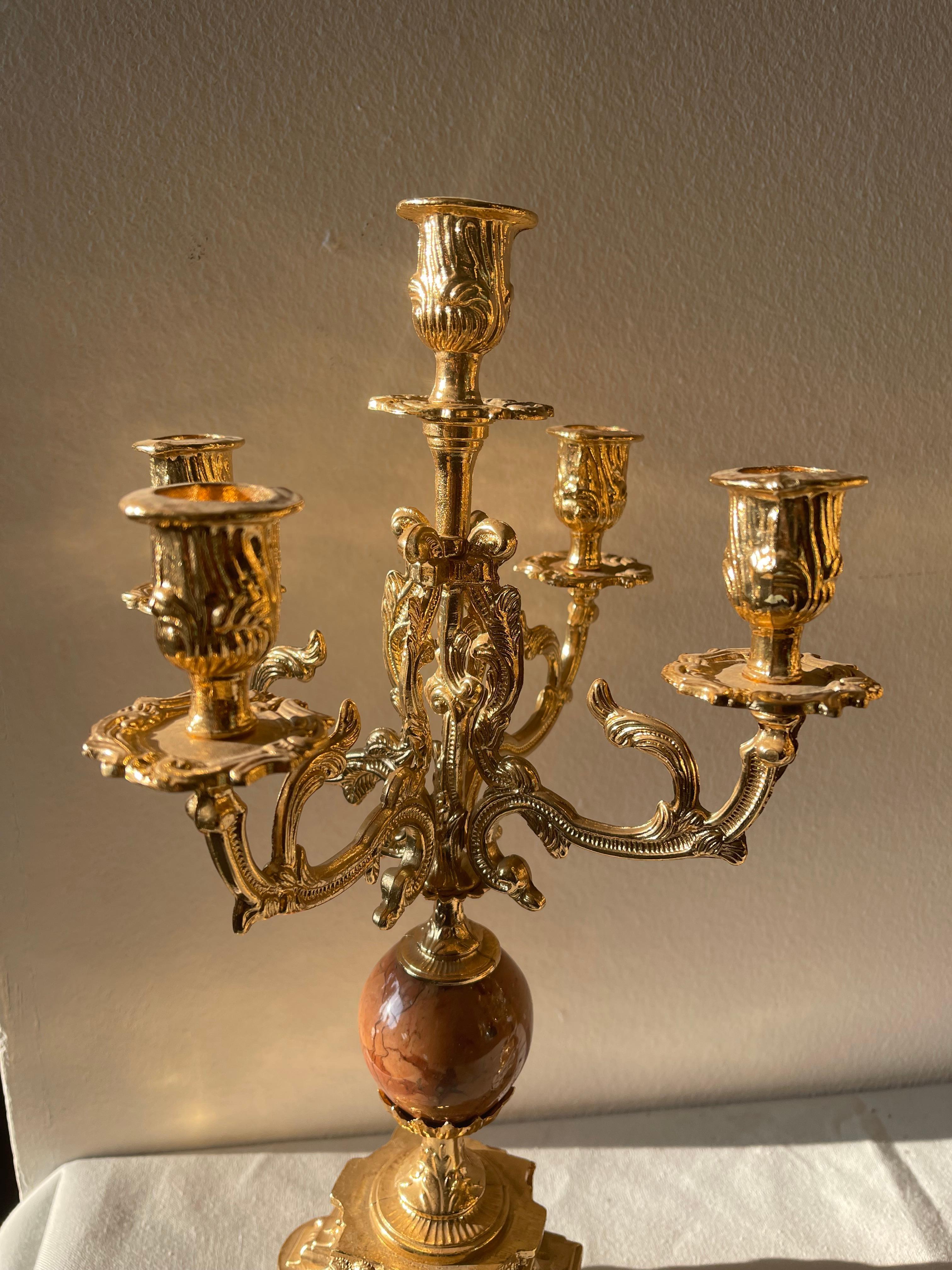 Italian Beautiful Pair of French-style five-flame gilt bronze candelabra For Sale