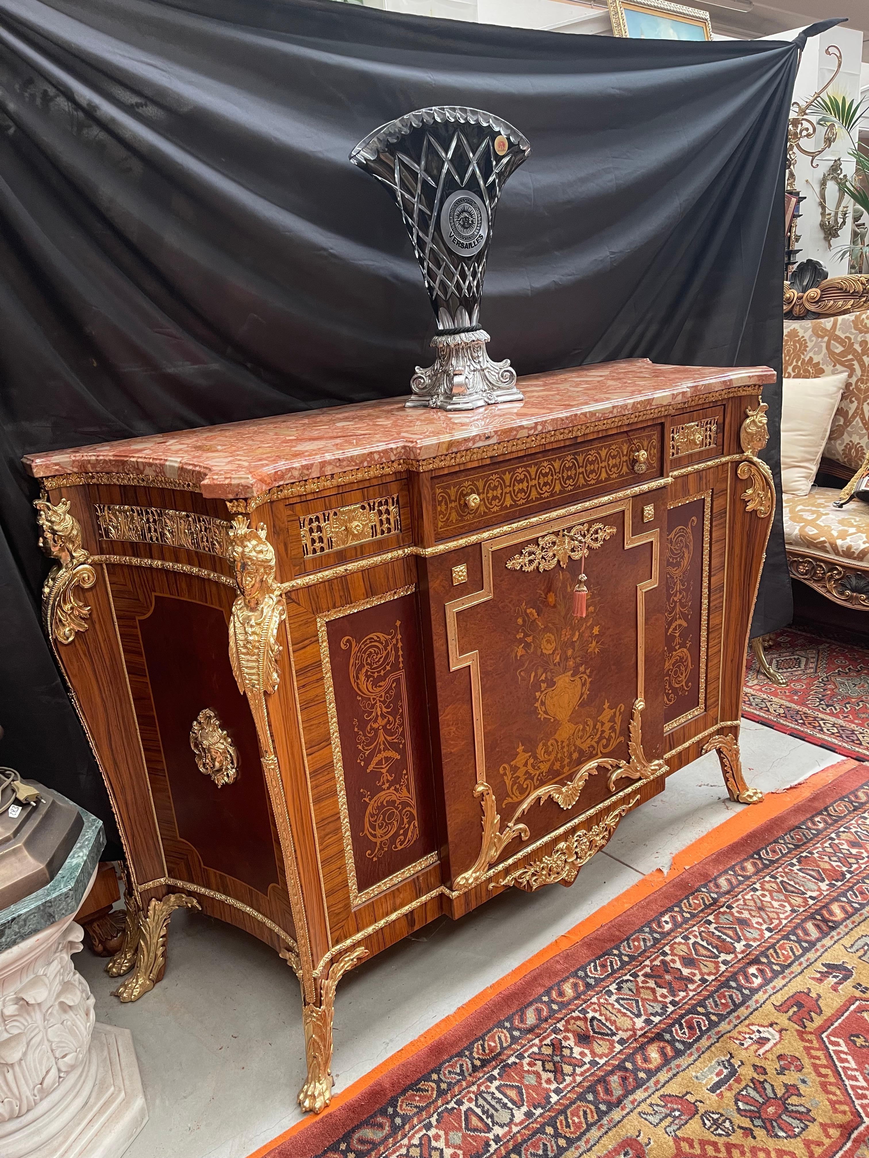 Beautiful French sideboard 1970 For Sale 1