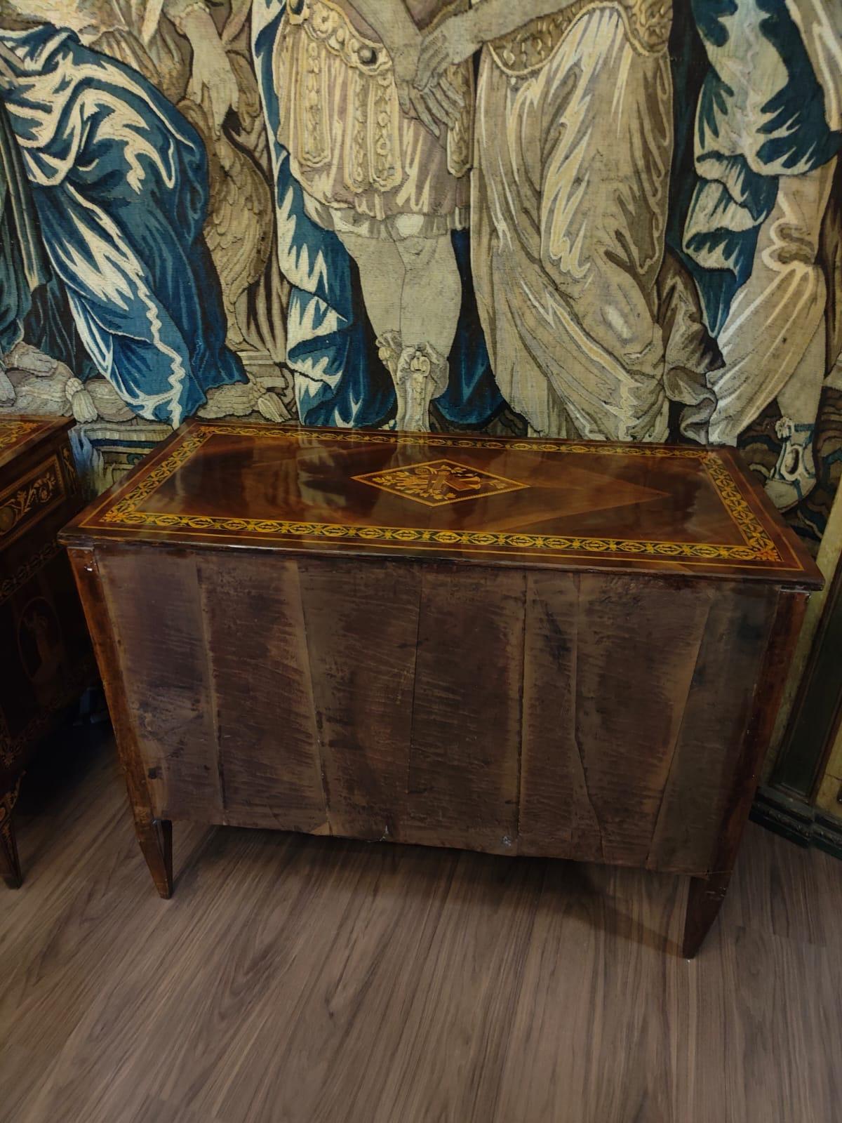 Beautiful pair of Louis XVI chests of drawers For Sale 8