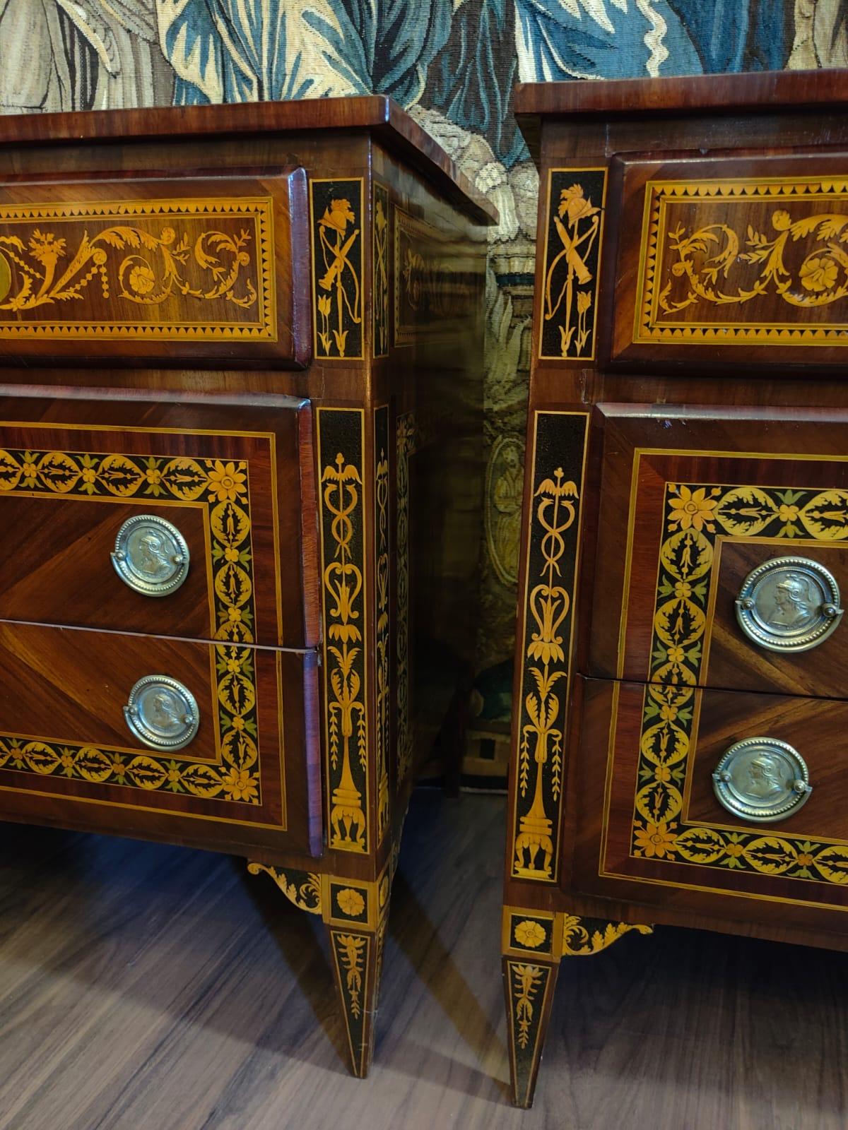 Beautiful pair of Louis XVI chests of drawers For Sale 10