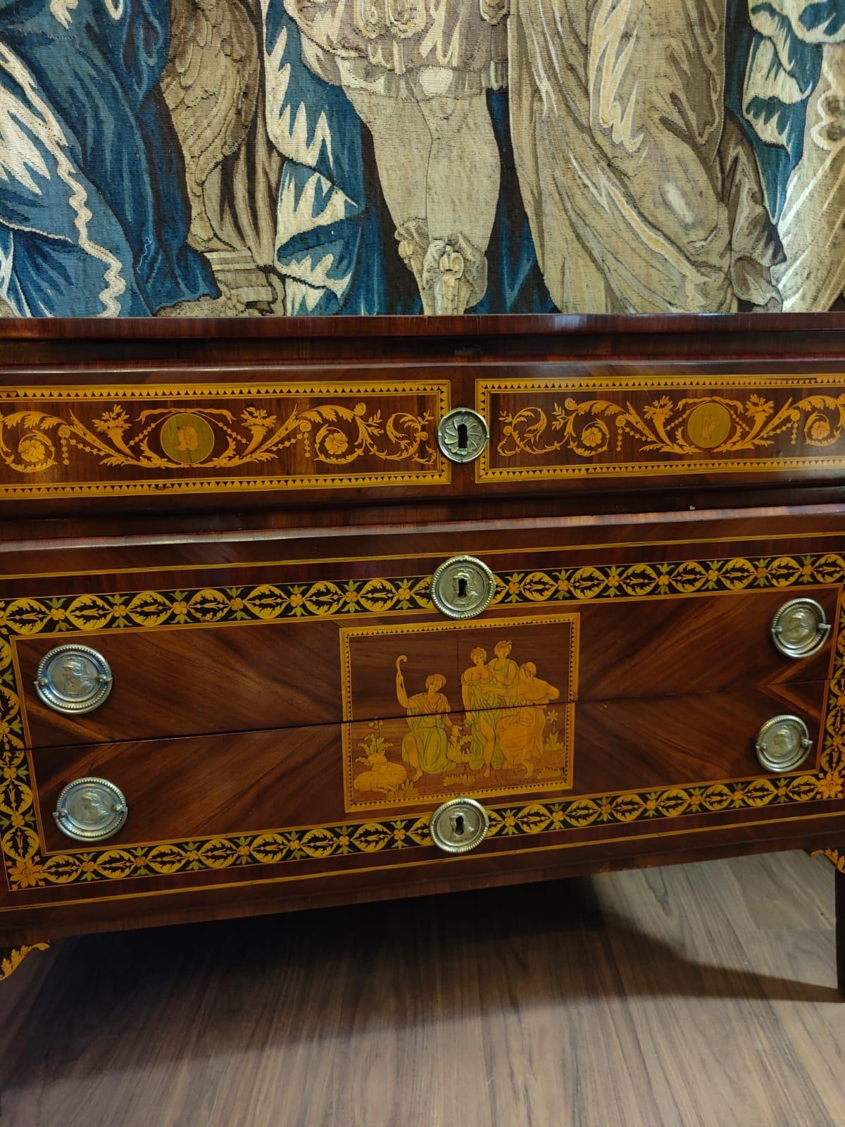 Wood Beautiful pair of Louis XVI chests of drawers For Sale