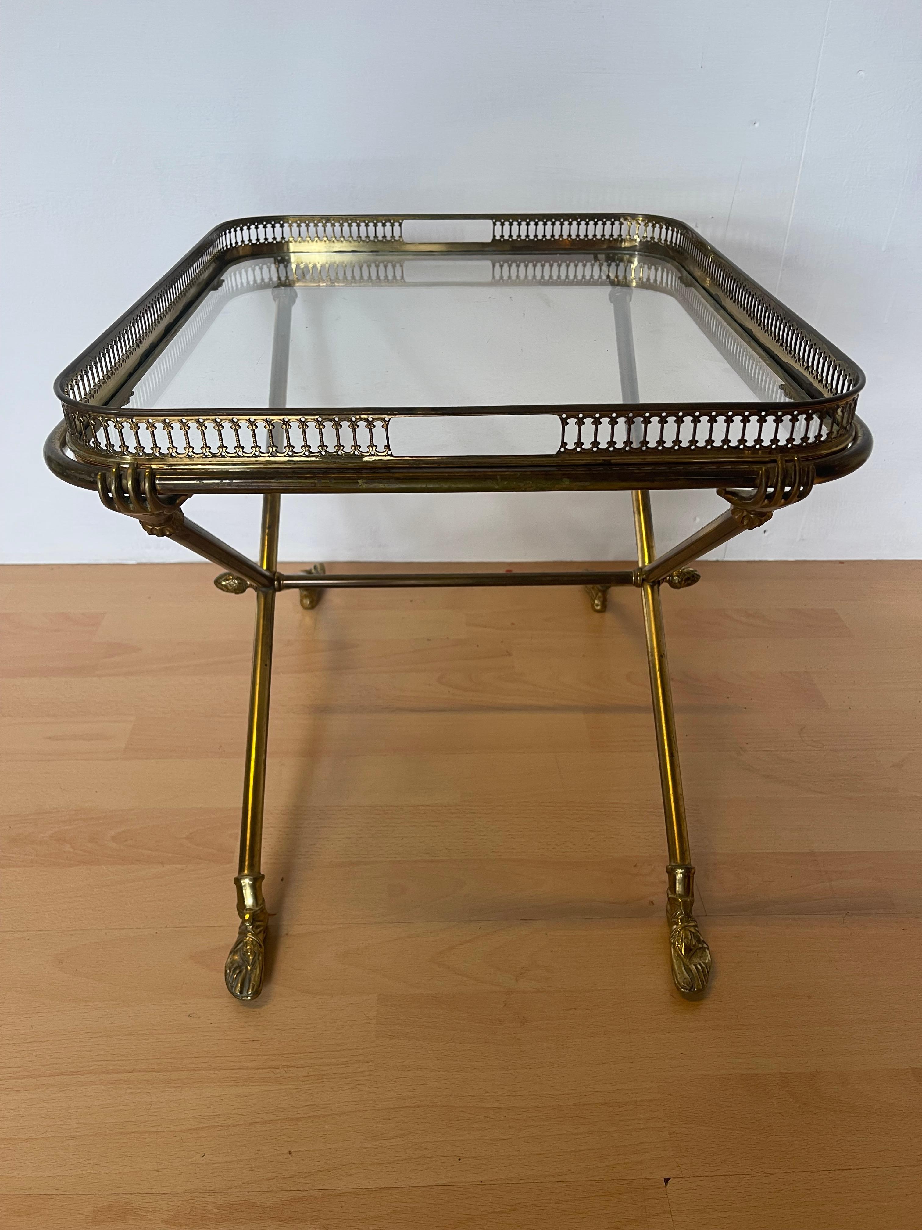 Magnifique table basse vintage en laiton, design des années 1970 en vente 4