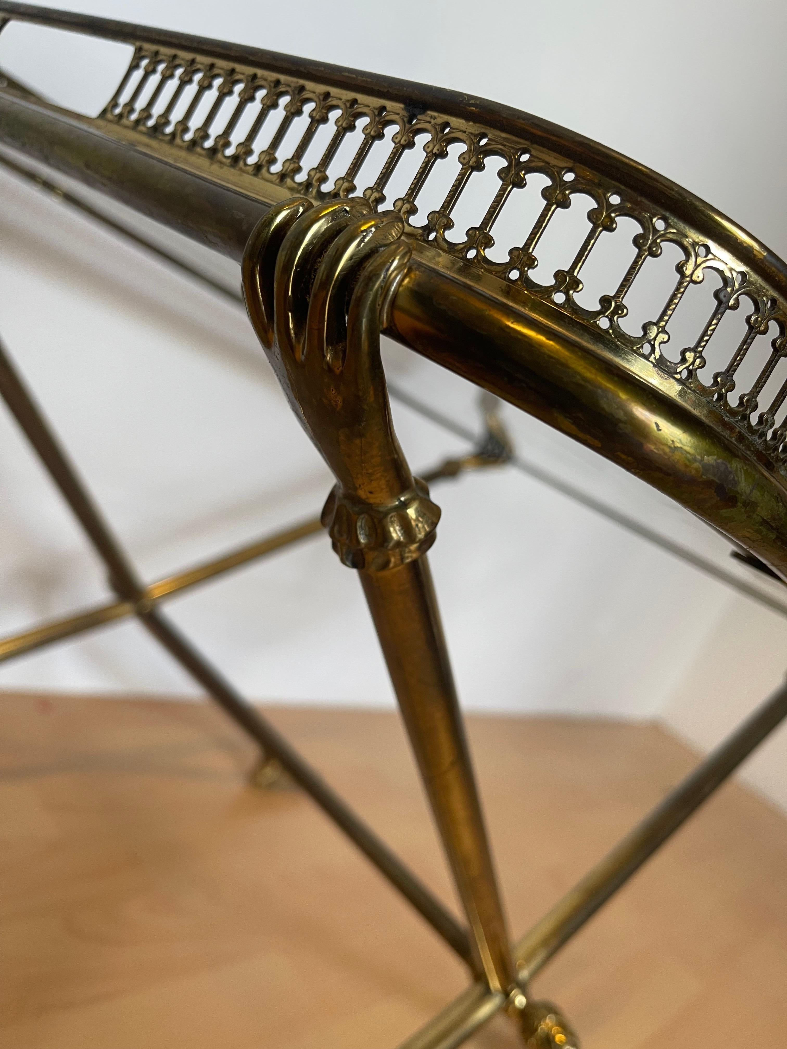 Magnifique table basse vintage en laiton, design des années 1970 Bon état - En vente à Cantù, IT