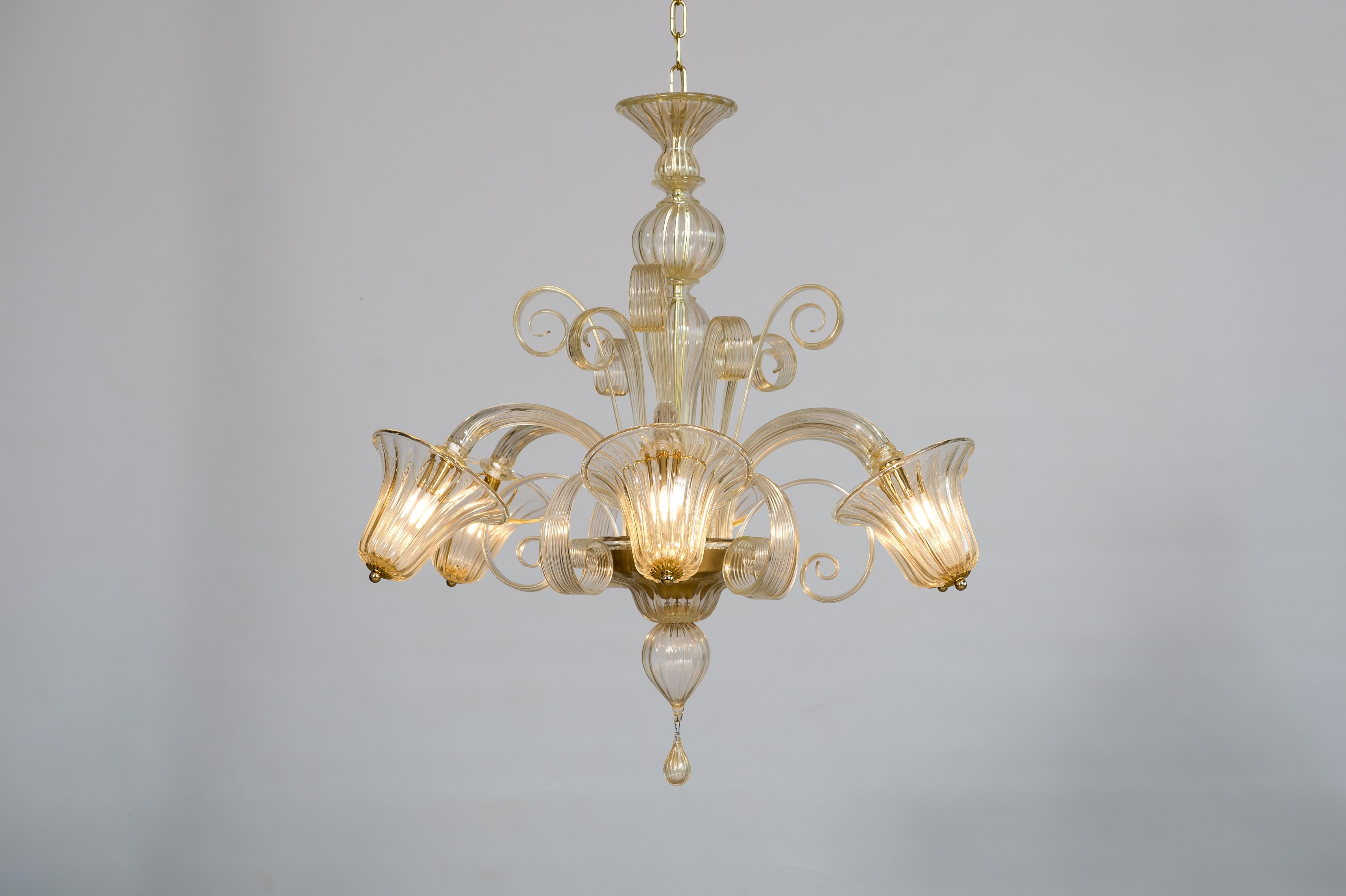 Glocken und Pastorale Kronleuchter mundgeblasenes Murano Glas Gold Farbe Contemporary, Italien im Angebot 9