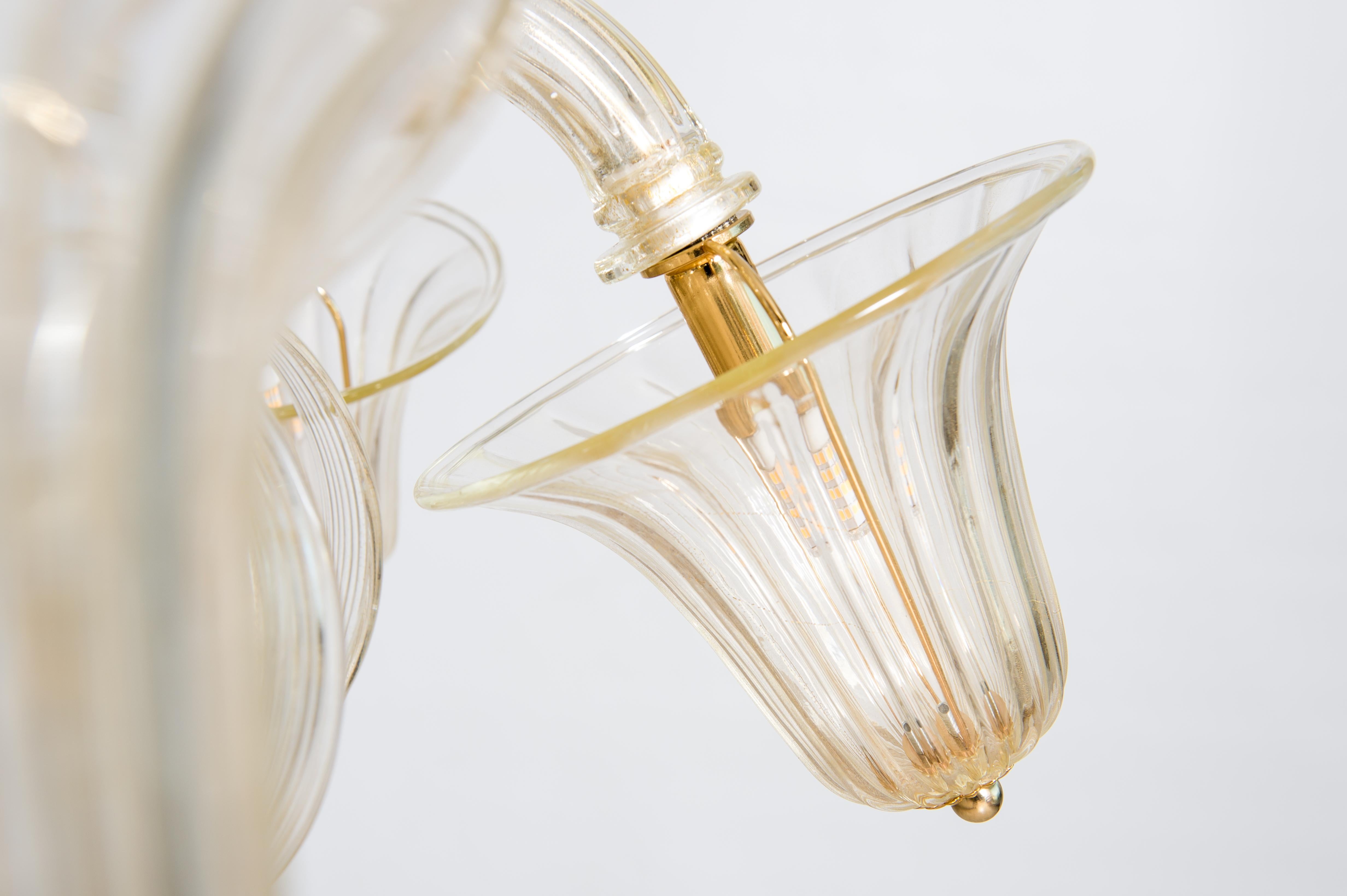 Glocken und Pastorale Kronleuchter mundgeblasenes Murano Glas Gold Farbe Contemporary, Italien im Zustand „Neu“ im Angebot in Villaverla, IT