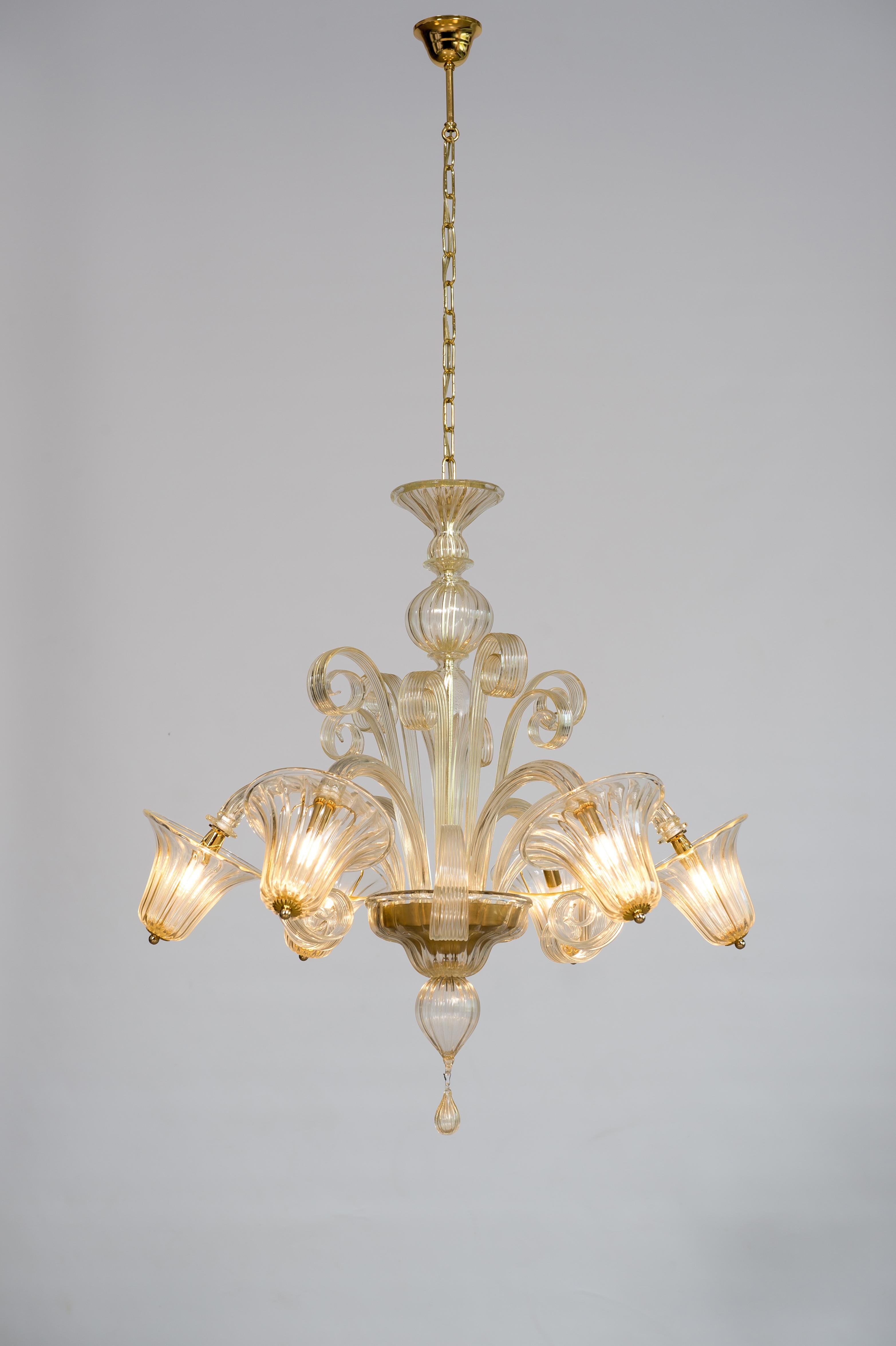 Glocken und Pastorale Kronleuchter mundgeblasenes Murano Glas Gold Farbe Contemporary, Italien (21. Jahrhundert und zeitgenössisch) im Angebot
