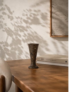 Bellum Vasen von Birgitte Due Madsen, Búcaro 2, Exklusive Jurassic Fossil Stone