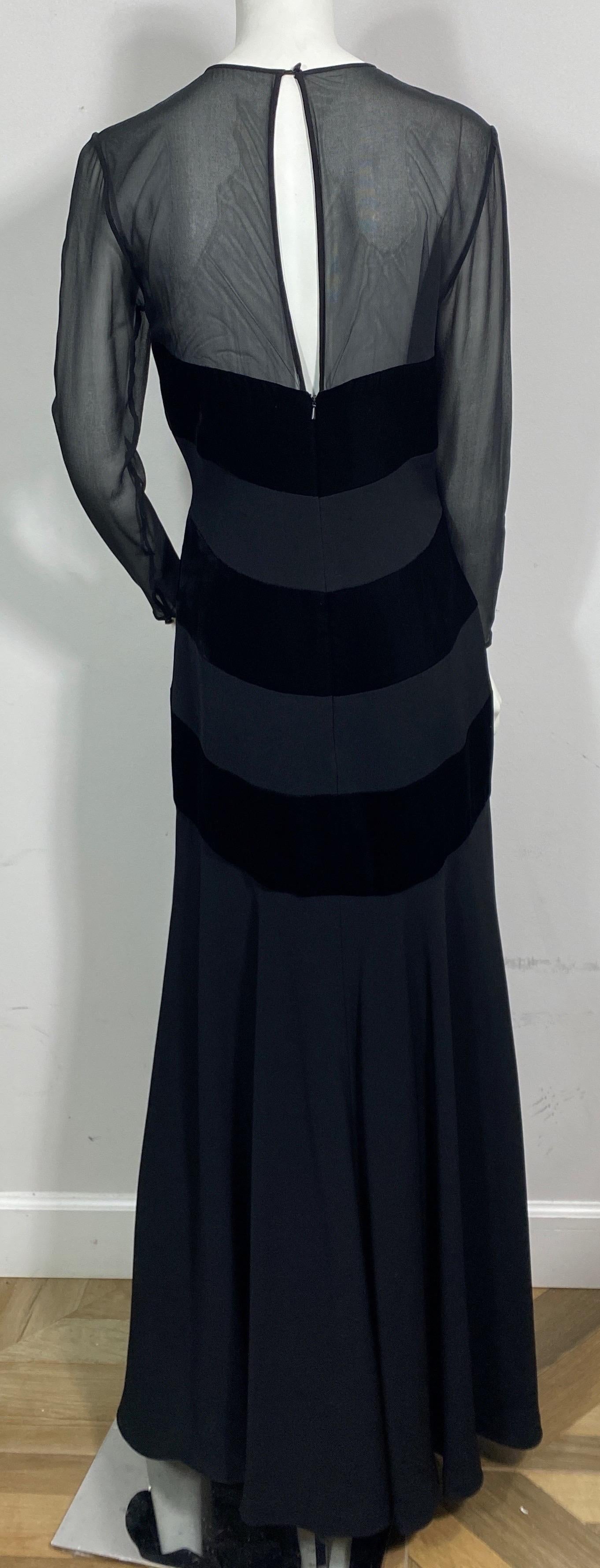 Bellville Sassoon 1990’s Black Long Sleeve Gown - Size 8 For Sale 3