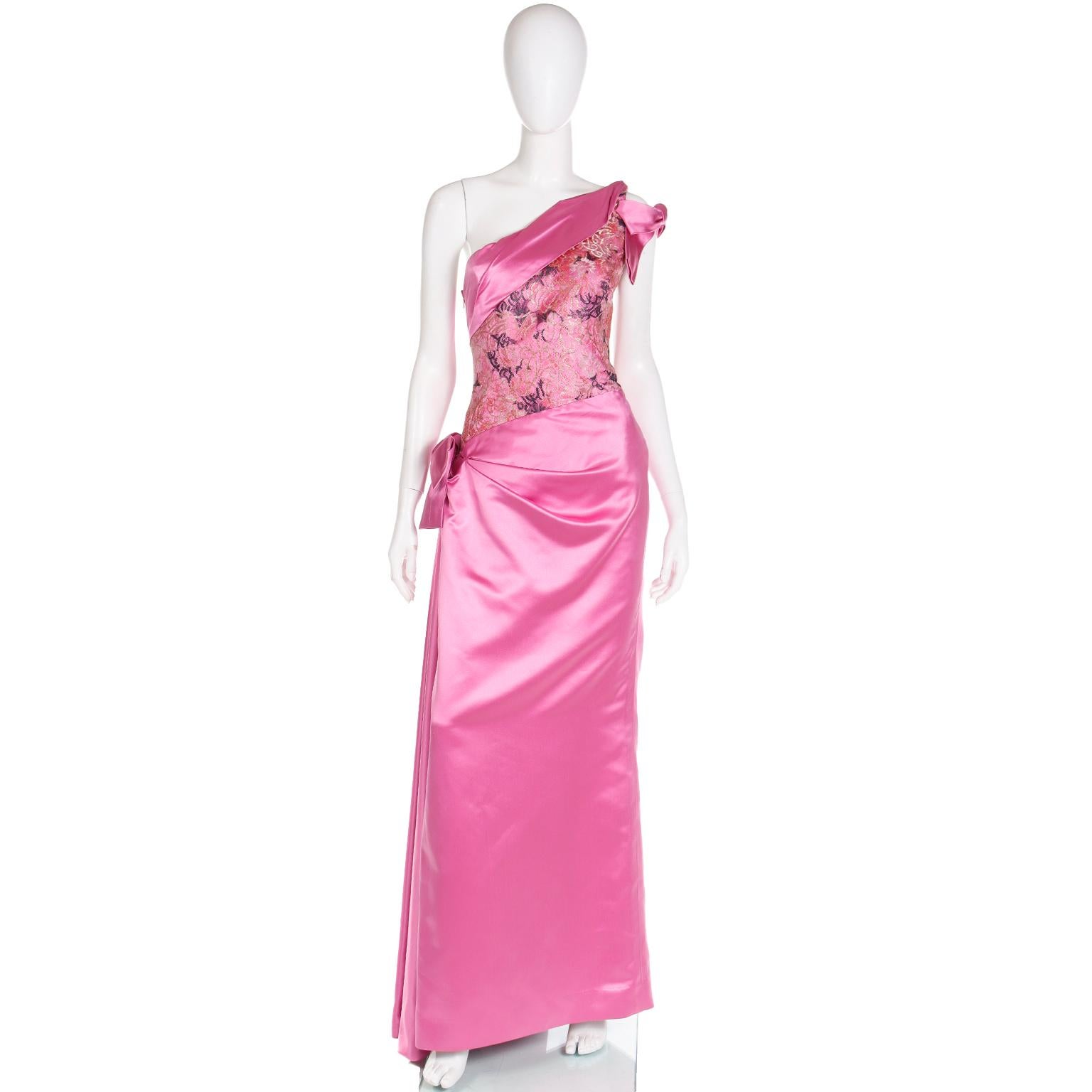 Bellville Sassoon Vintage Pink Silk Satin One Shoulder Evening Gown W Wrap In Good Condition For Sale In Portland, OR