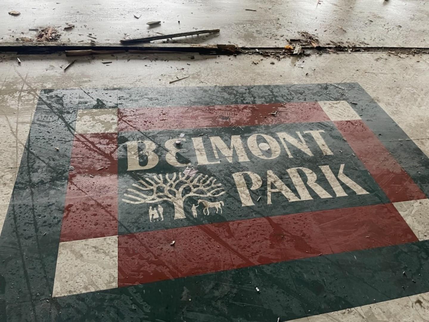 Belmont Park NY Horse Racetrack Oak & Iron Park Bench 3