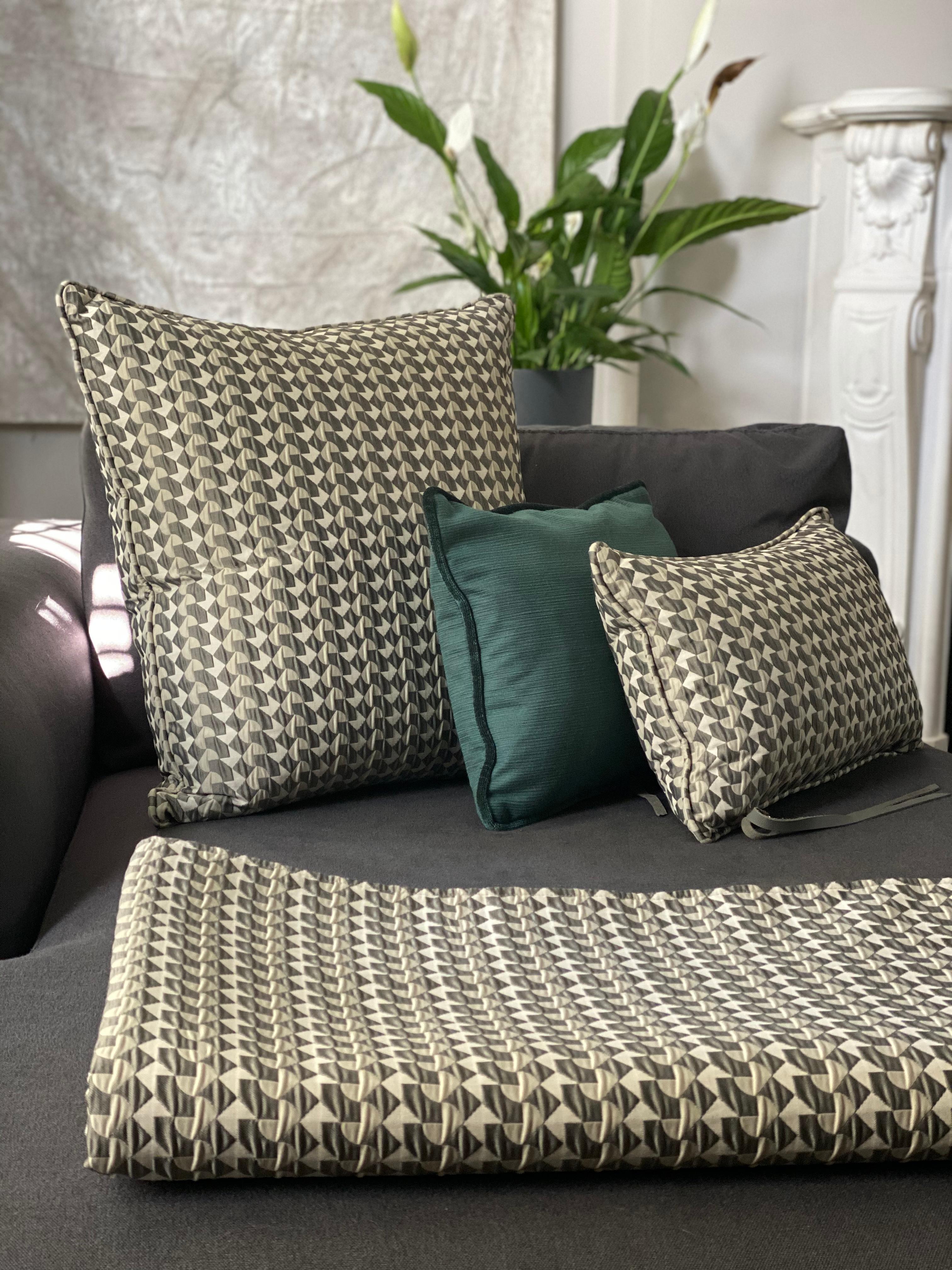 Belo II Pattern Cushion Curvature Collection Inspired by Brazilian Architecture 5