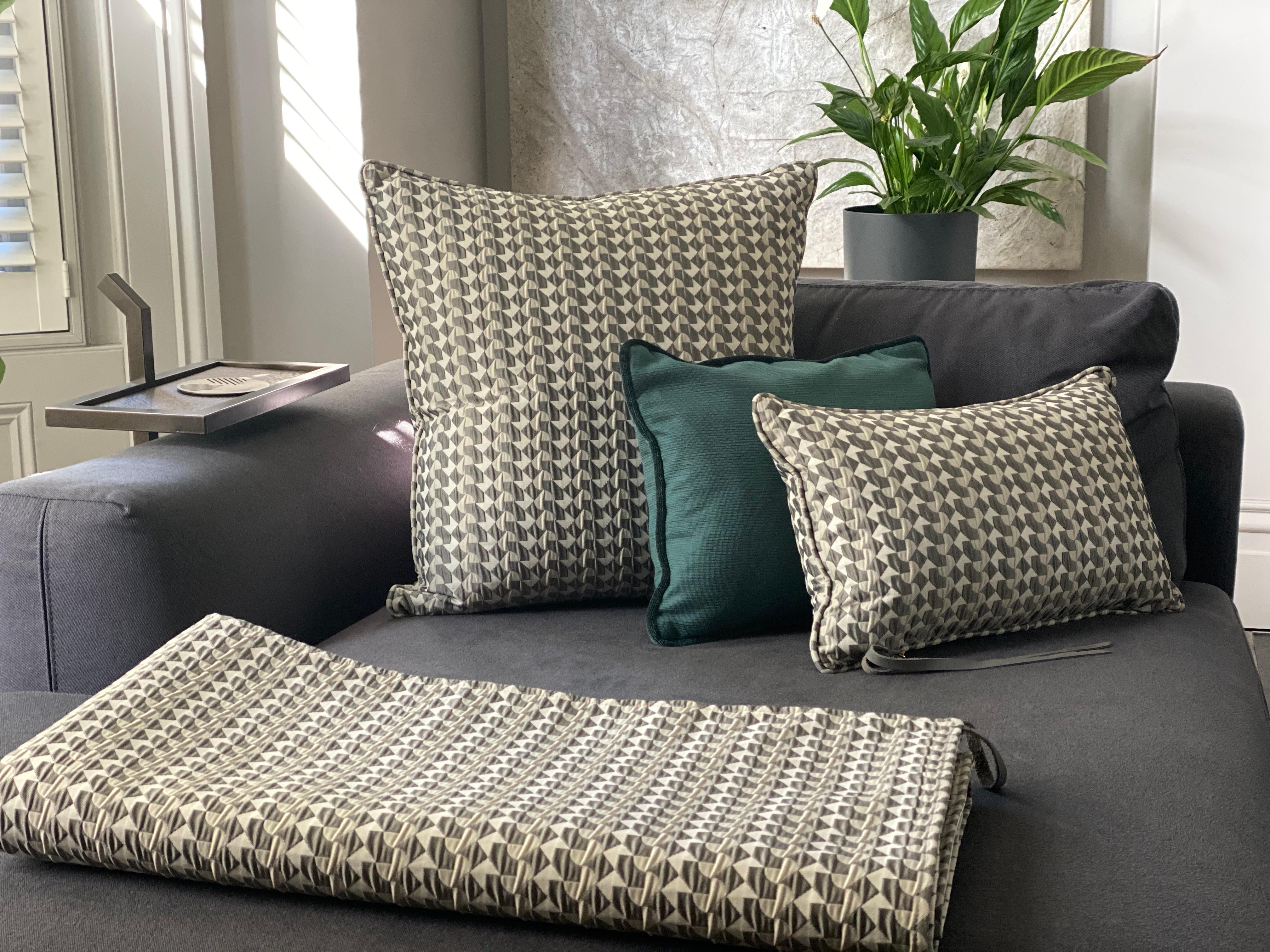 Belo II Pattern Cushion Curvature Collection Inspired by Brazilian Architecture 7