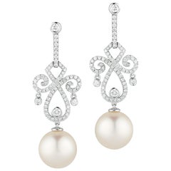 BELPEARL Chandelier South Sea Pearl, Earrings Set in 18 Karat Gold 
Diamonds