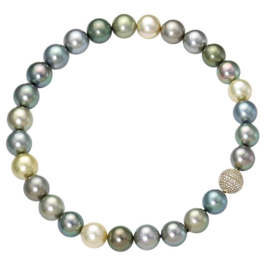 BELPEARL Magnificent, multi color Tahitian Pearl Necklace w/diamond clasp For Sale