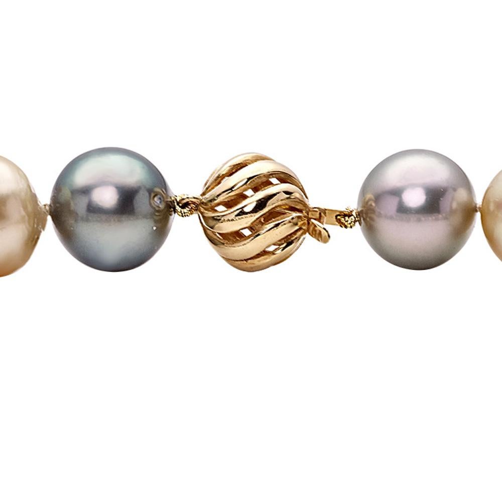 Tahitian Pearl Chocker Necklace
Pearls:  15.0-12.5mm  Tahitian, White, and Golden South Sea Pearls
Gold: 18K Yellow Gold
