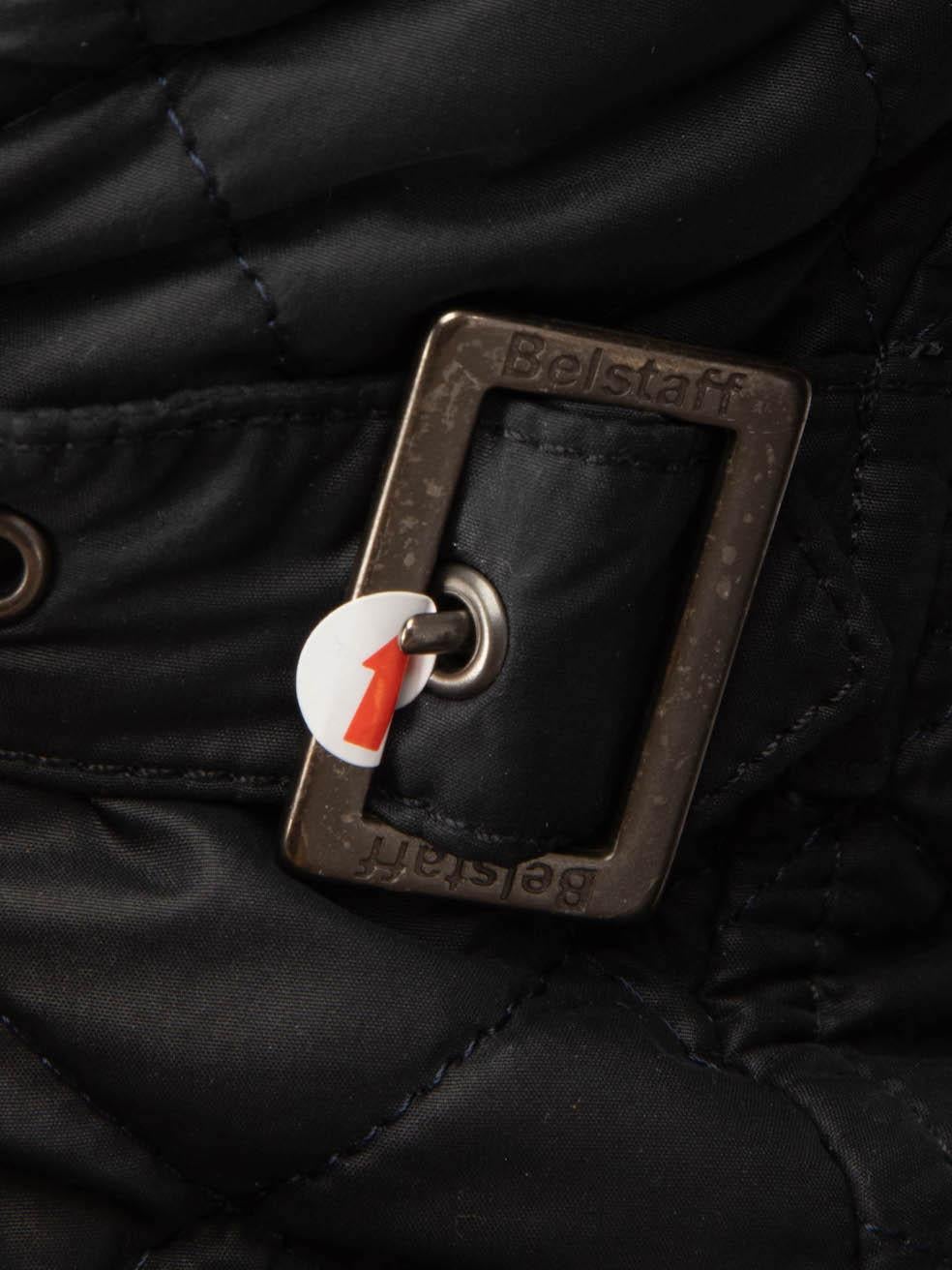 Giacca trapuntata Belstaff Navy con dettaglio fibbie taglia L. in vendita 1