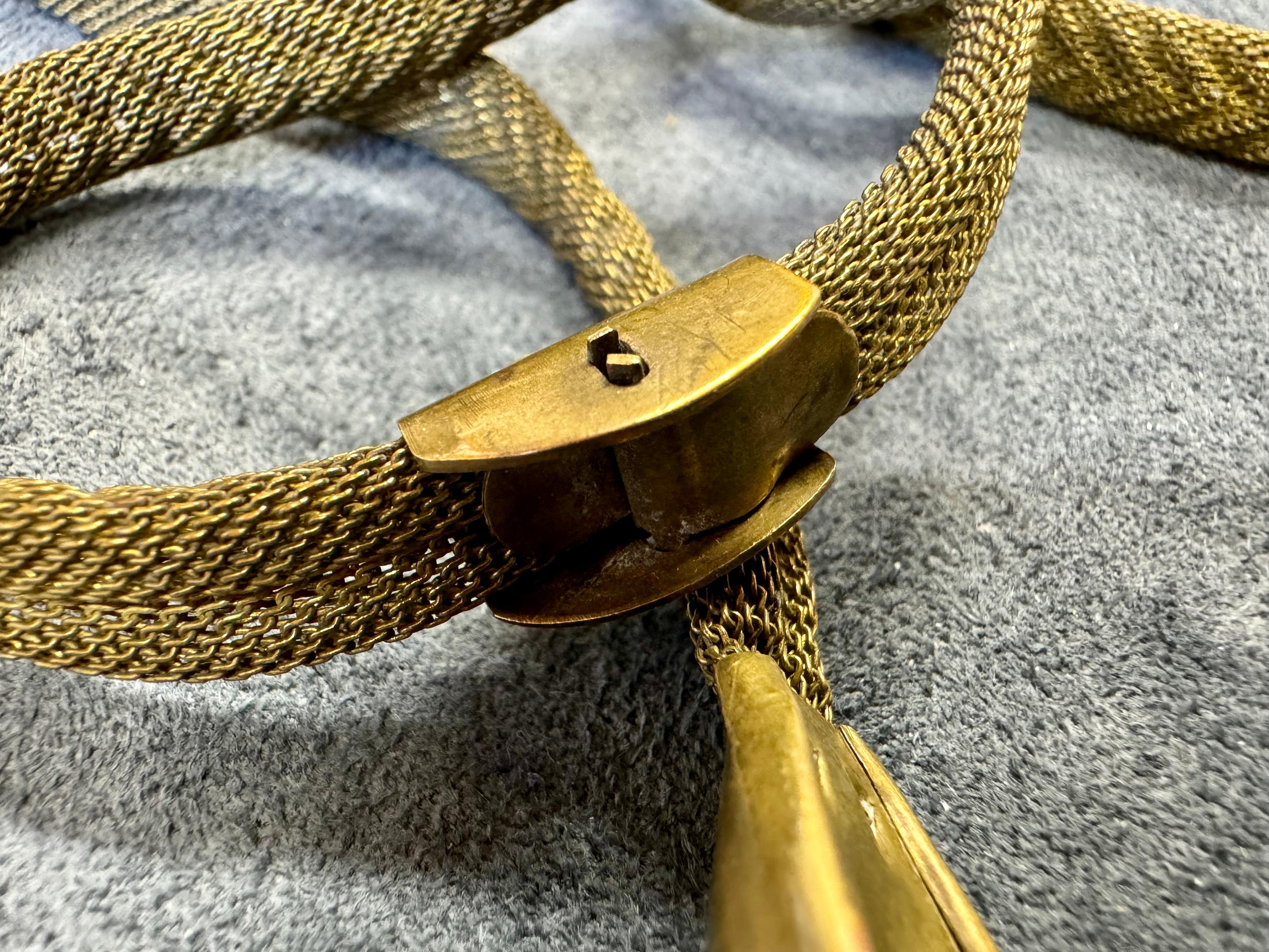 Belt with a snake motif, early 20th century For Sale 3