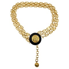 Gianni Versace Ceinture avec triple chaîne grecque en or et médaillon Medusa