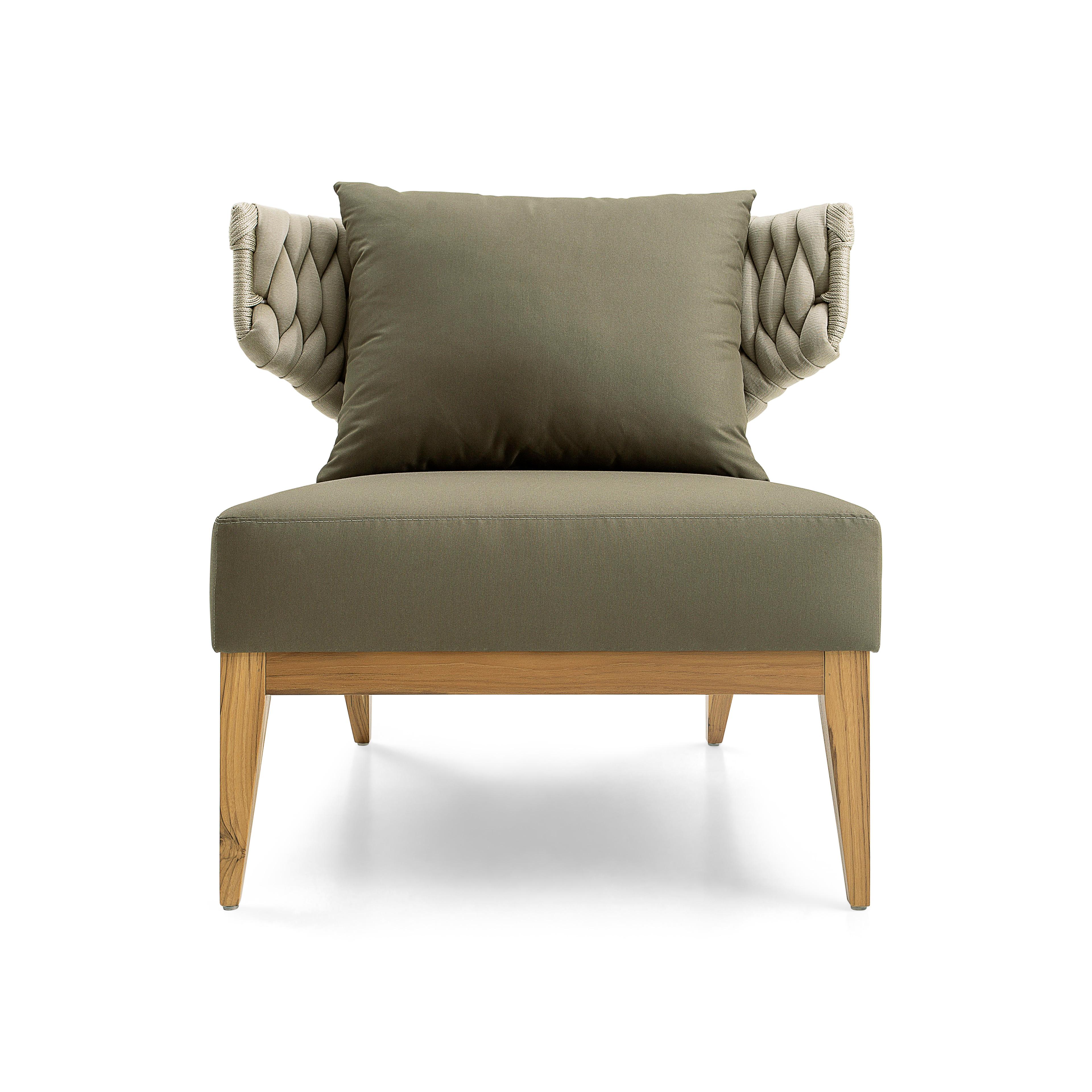 The Beluga chair is the perfect combination of a monochromatic green fabric covering the seat, pillow, and back, with wood legs in a teak finish to match this contemporary design. Uultis have designed this incredible armchair to give you the comfort