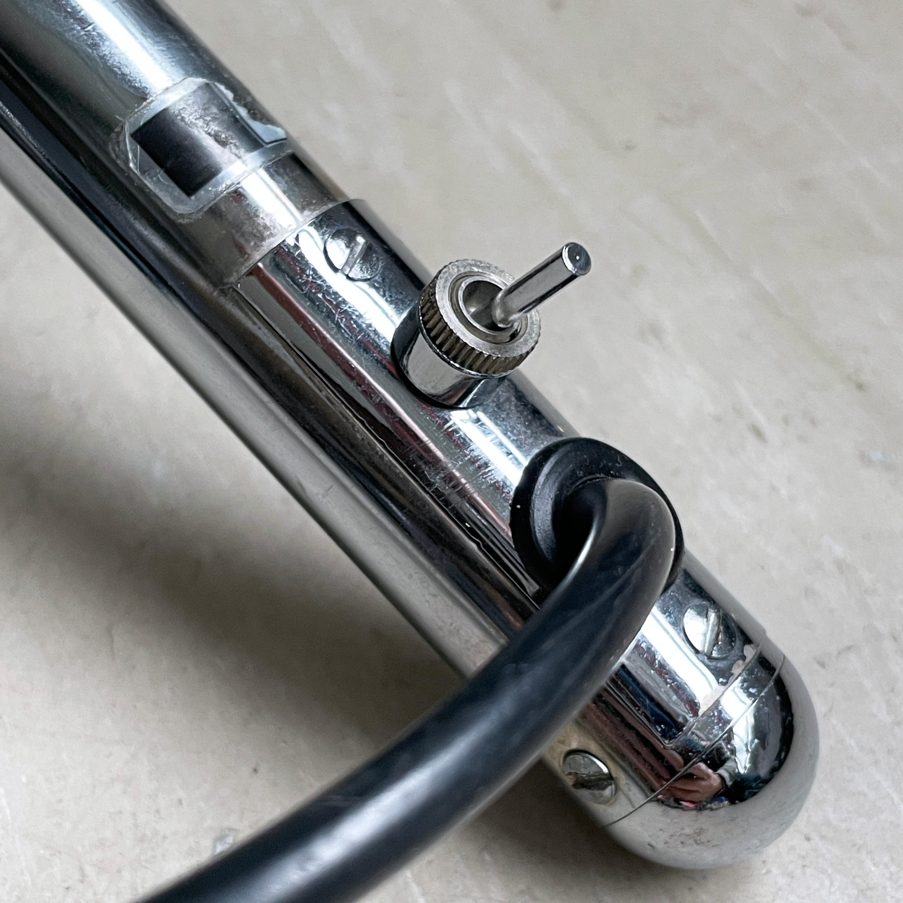 Chrome Lampe de bureau Turbo 01 de Belux en vente