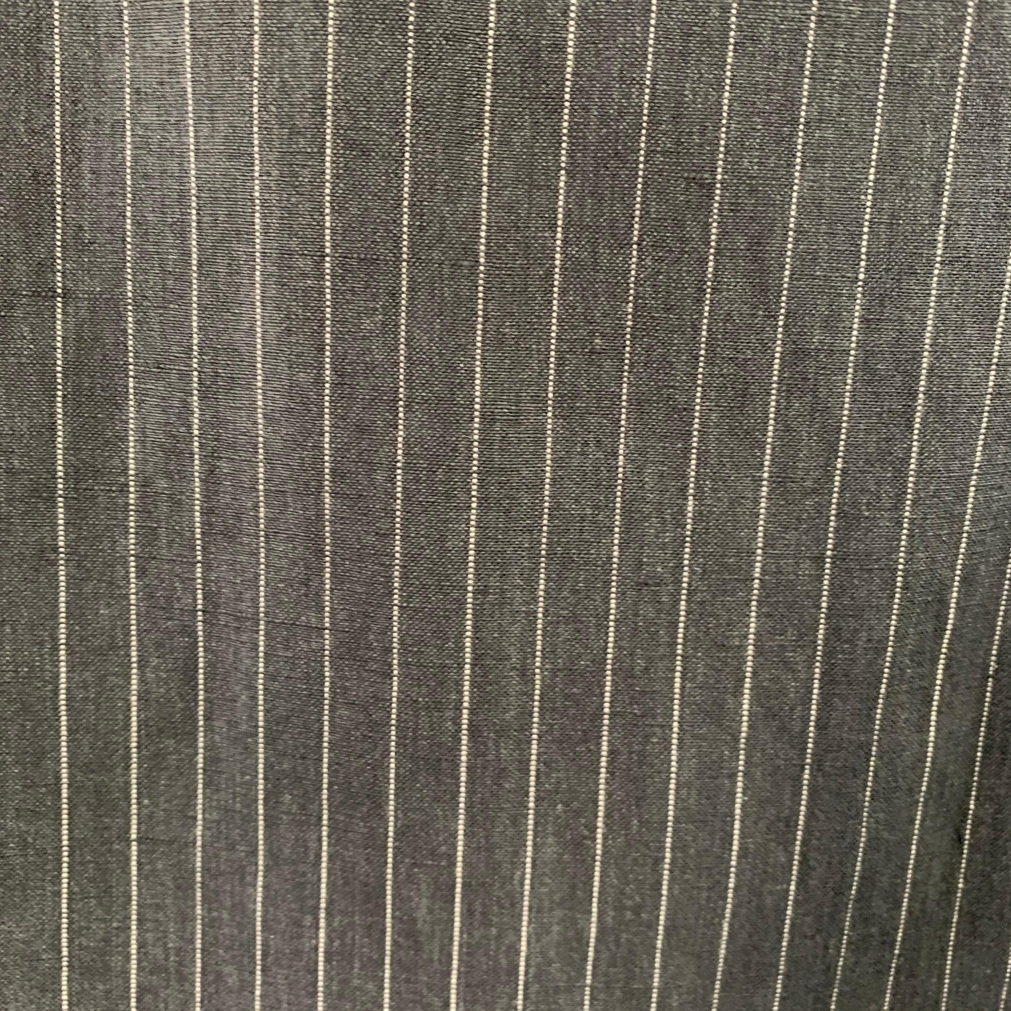 BELVEST Size 40 Grey White Pinstripe Wool Linen Single Breasted Suit For Sale 2