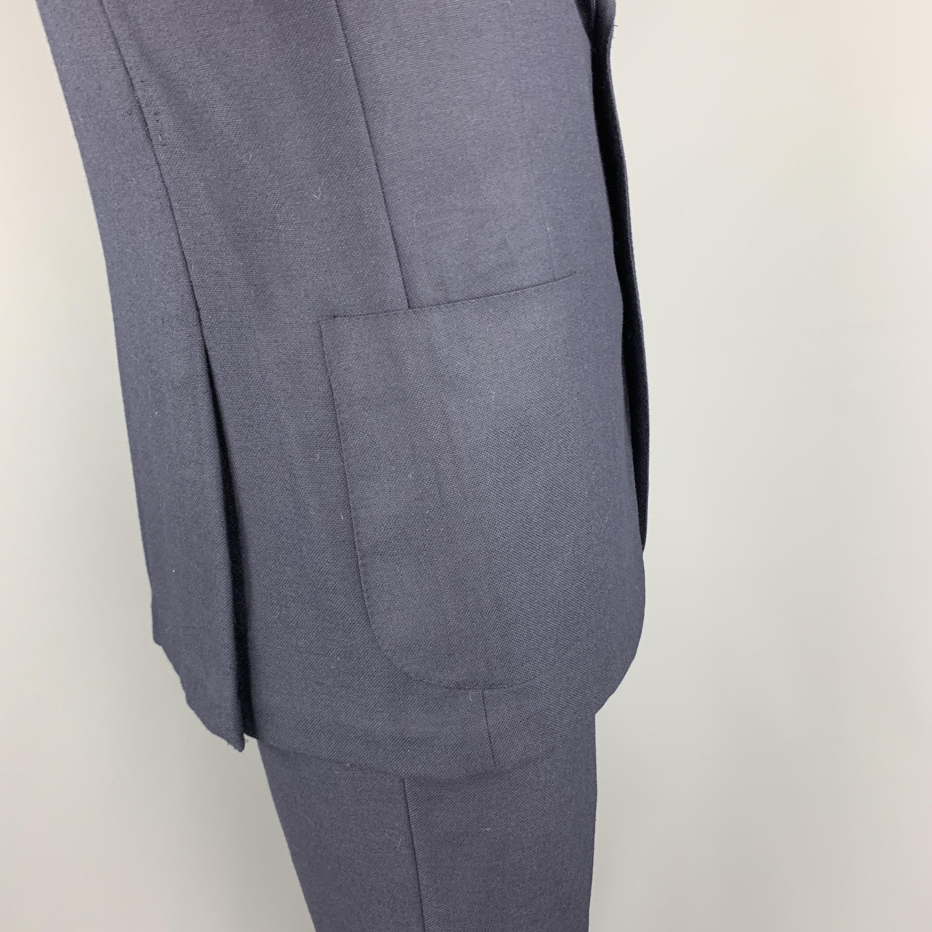 BELVEST Size 42 Navy Woven Wool Notch Lapel Suit In Excellent Condition In San Francisco, CA