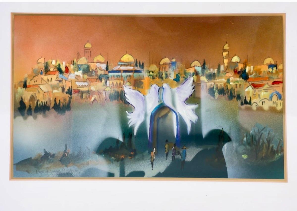 Ben Avraham Nhamani
Handsigniert vom Künstler in der Ecke. 
Zeigt Tauben über einem Torbogen, der zur Altstadt von Jerusalem führt
Abmessungen: Rahmen 18 X 23,5  Bild 8 X 13.

Ben Avraham Nahmani ist ein Autodidakt, der im Alter von sieben Jahren in