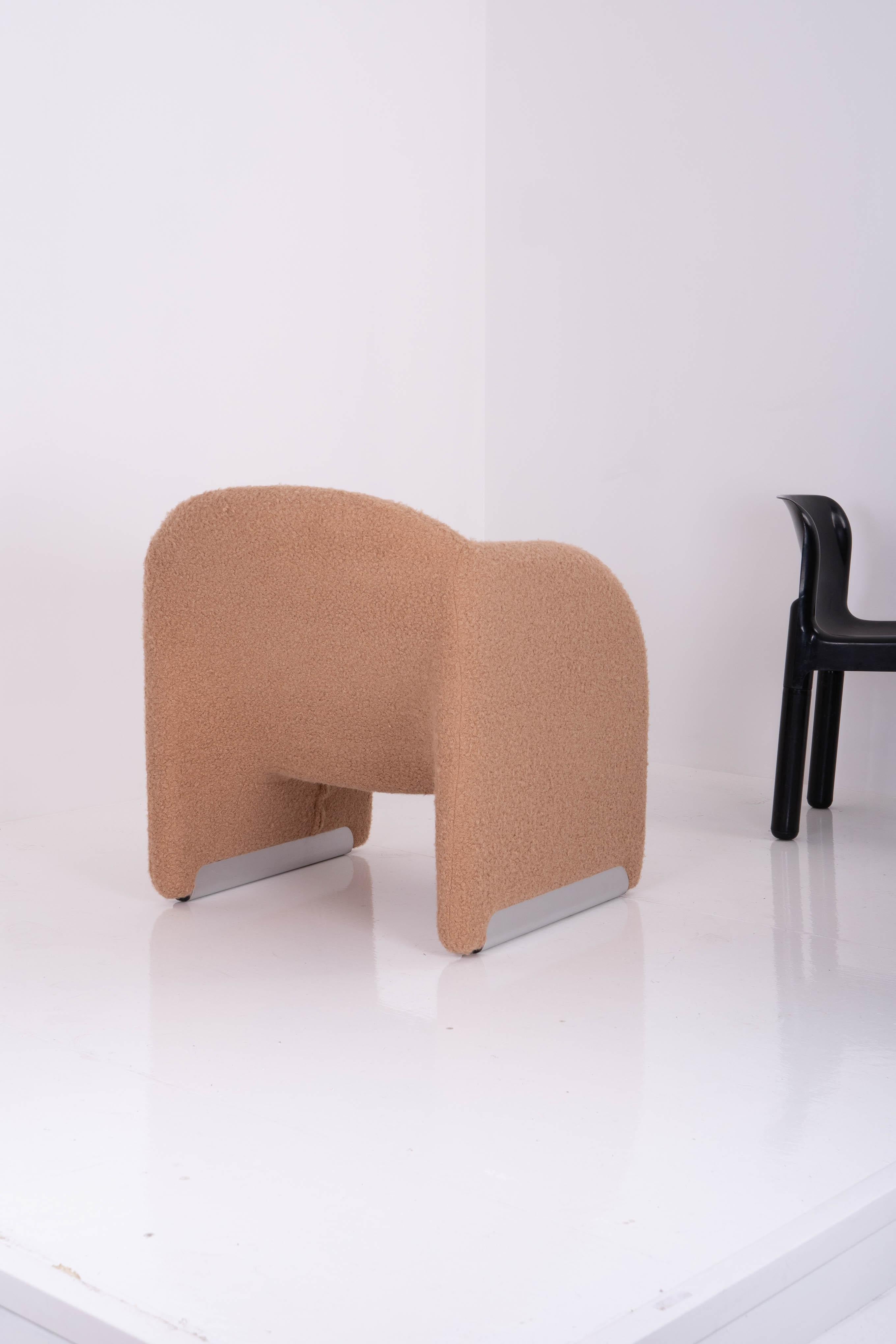 Polyester 'Ben' Chair by Pierre Paulin for Artifort For Sale