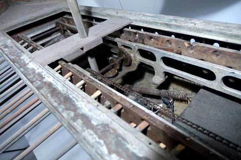 Ben Hur ScreenUsed Mechanical Ship Movie Prop at 1stDibs boat