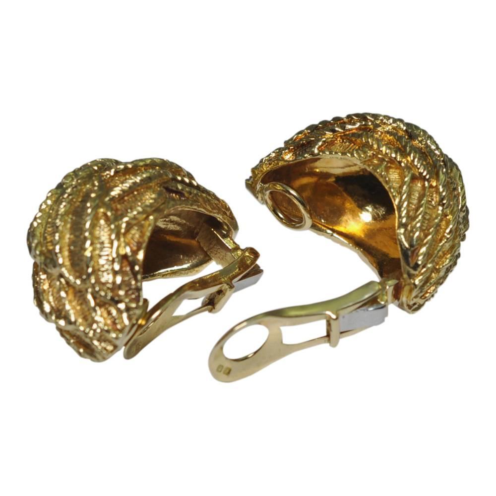 Round Cut Ben Rosenfeld 18 Carat Gold Diamond Clip-On Earrings