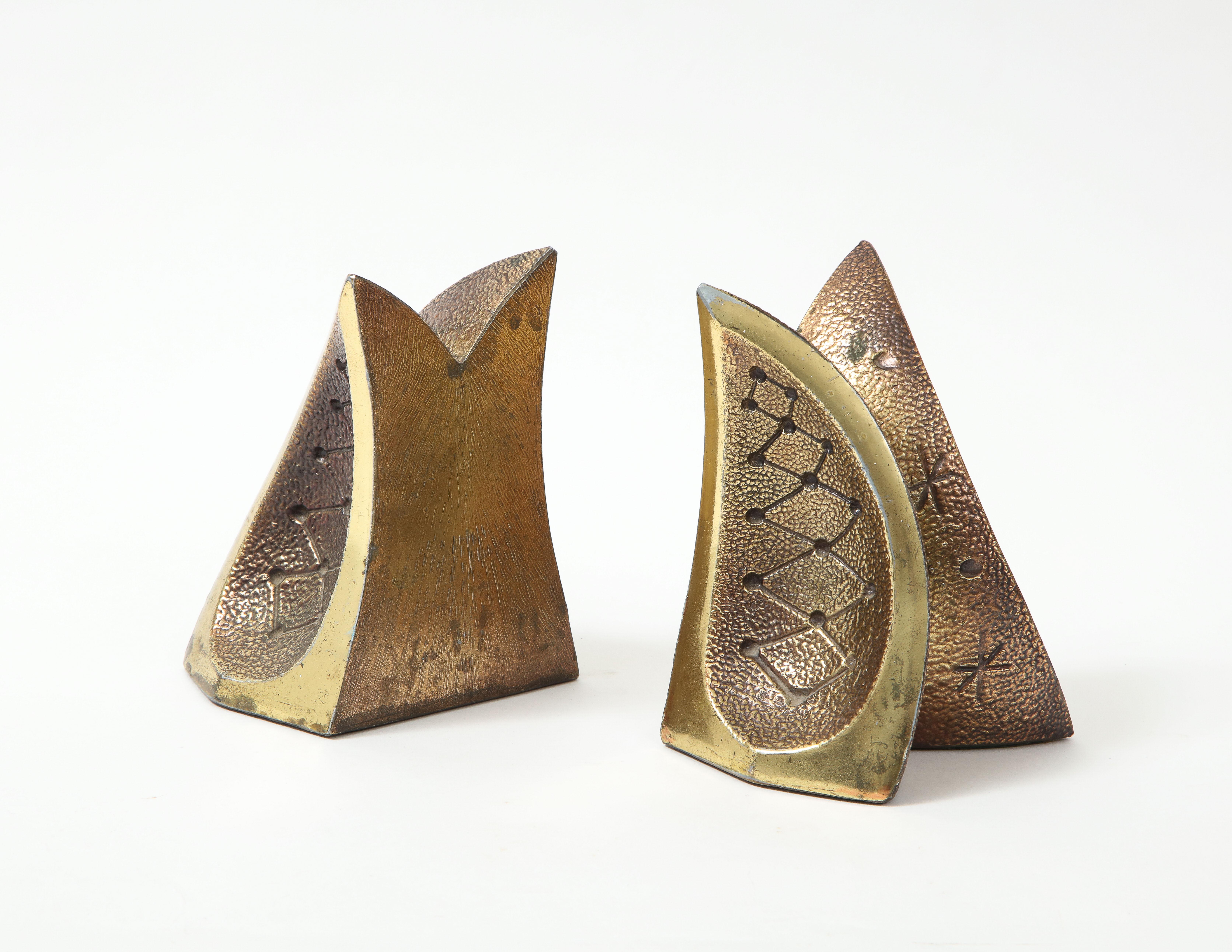 Ben Seibel Atomic Brass Bookends In Good Condition For Sale In New York, NY