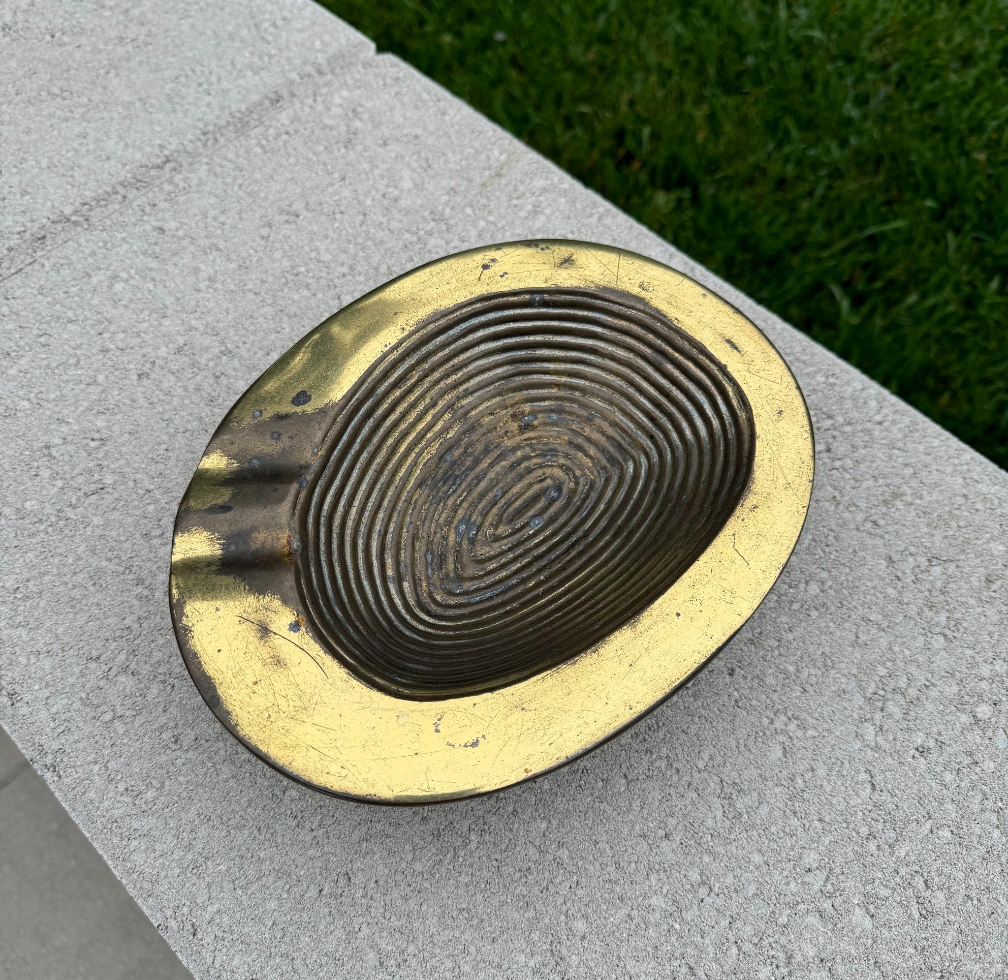 Ben Seibel Brass Thumbprint  Ashtray / Bowl for Jenfred-Ware Raymor, USA, c.1950. 
