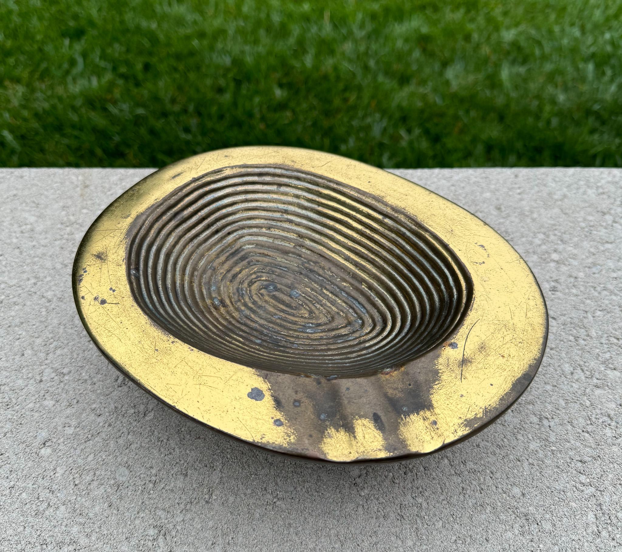 Ben Seibel Brass Ashtray / Ribbed Bowl for Jenfred-Ware Raymor, USA, c.1950 In Good Condition In San Juan Capistrano, CA