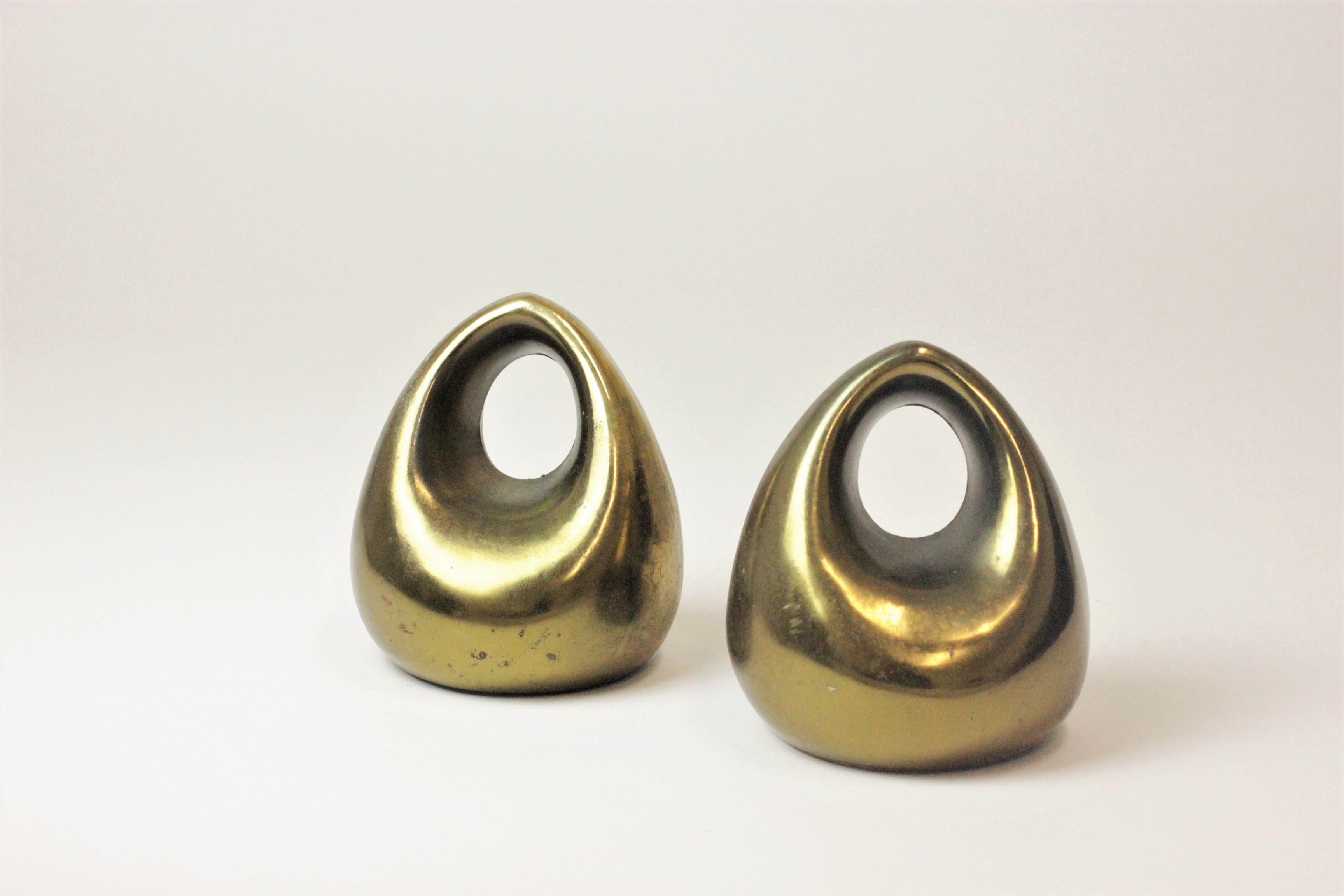 Mid-Century Modern Ben Seibel Orb bookend pair; originally produced in North America during the 20th century. 

