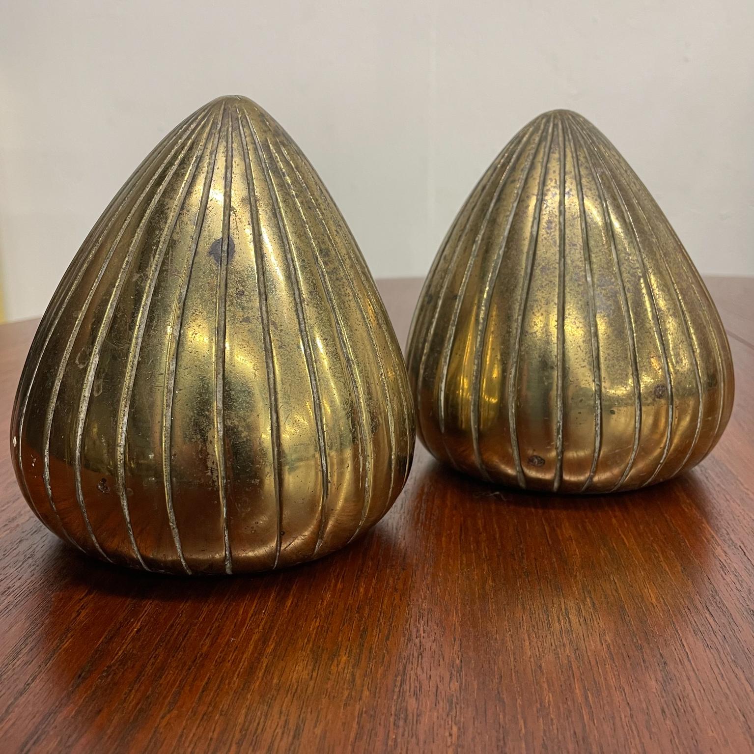 Ben Seibel &Jenfred-Ware Sculptural Brass Bookends Modern Clamshell Design 1950s 2