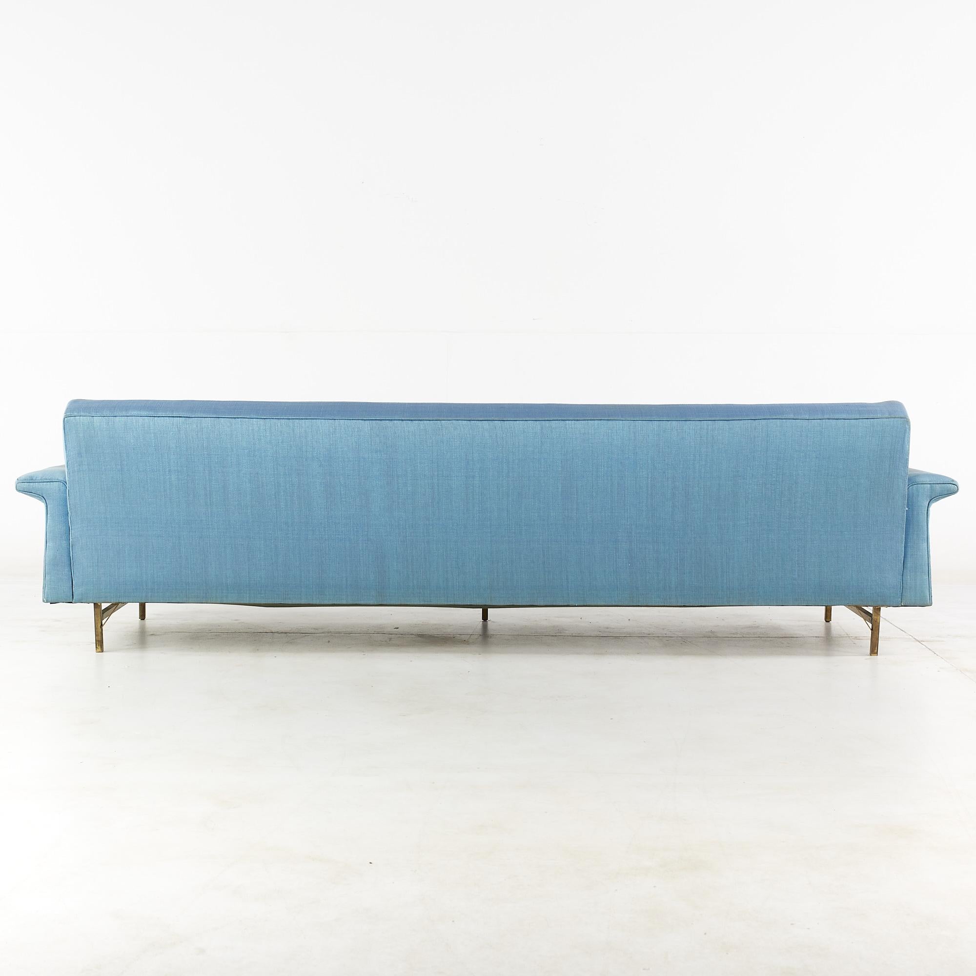 Fin du 20e siècle Ben Seibel pour Stand Built Furniture Canapé à base en laiton du milieu du siècle dernier en vente