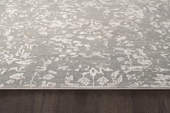 Ben Soleimani 6' x 9' Grey / Silver Traditional Wool and Viscose Rug