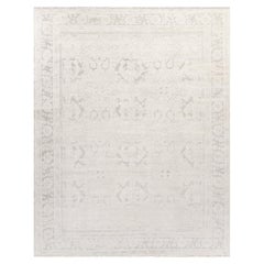 Ben Soleimani 6' x 9' Ivory / Silver Traditional Wool and Viscose Rug