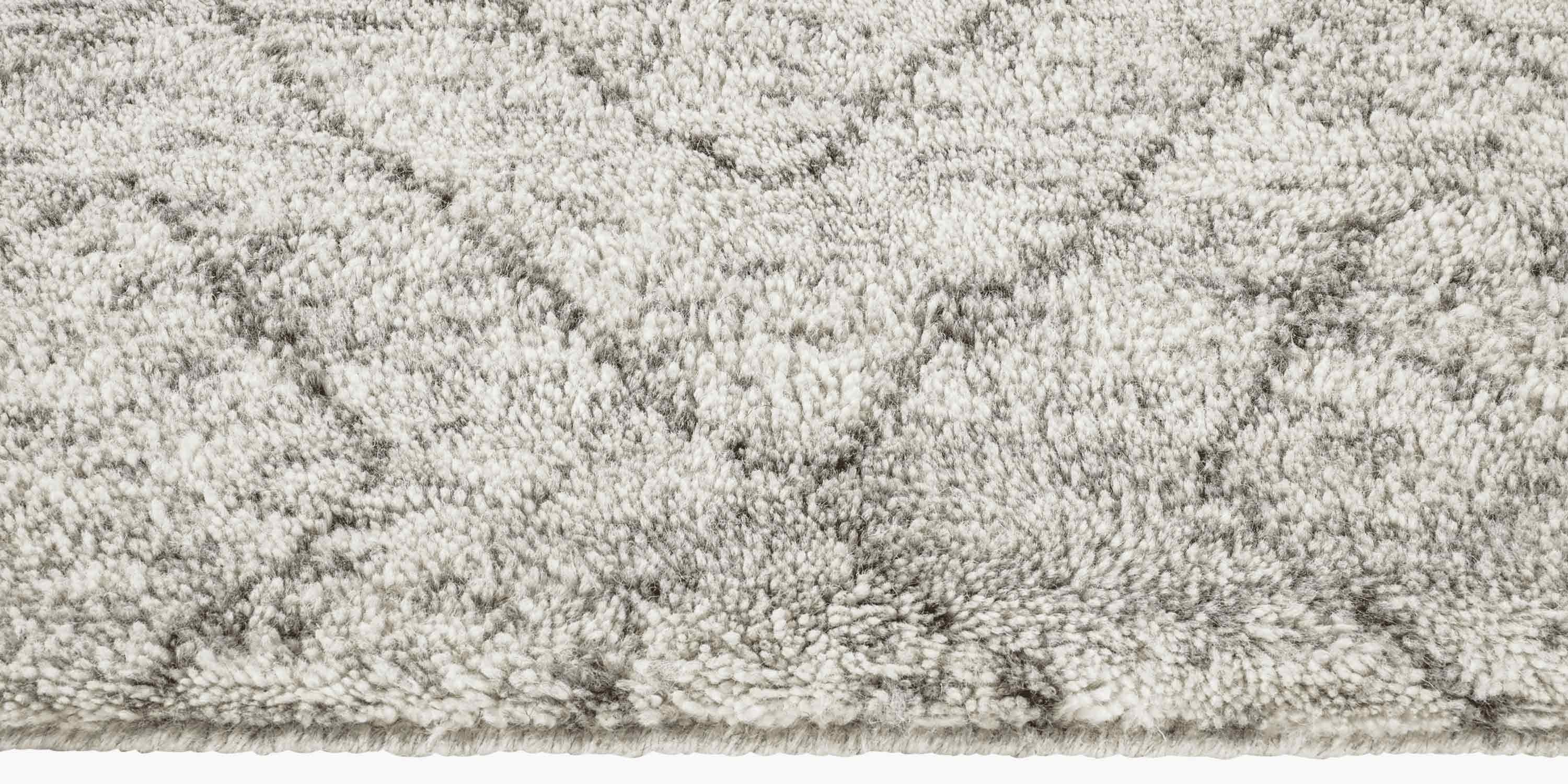 For Sale: Silver Ben Soleimani Double Diamond Rug– Moroccan Hand-knotted Wool Grey 8'x10' 3