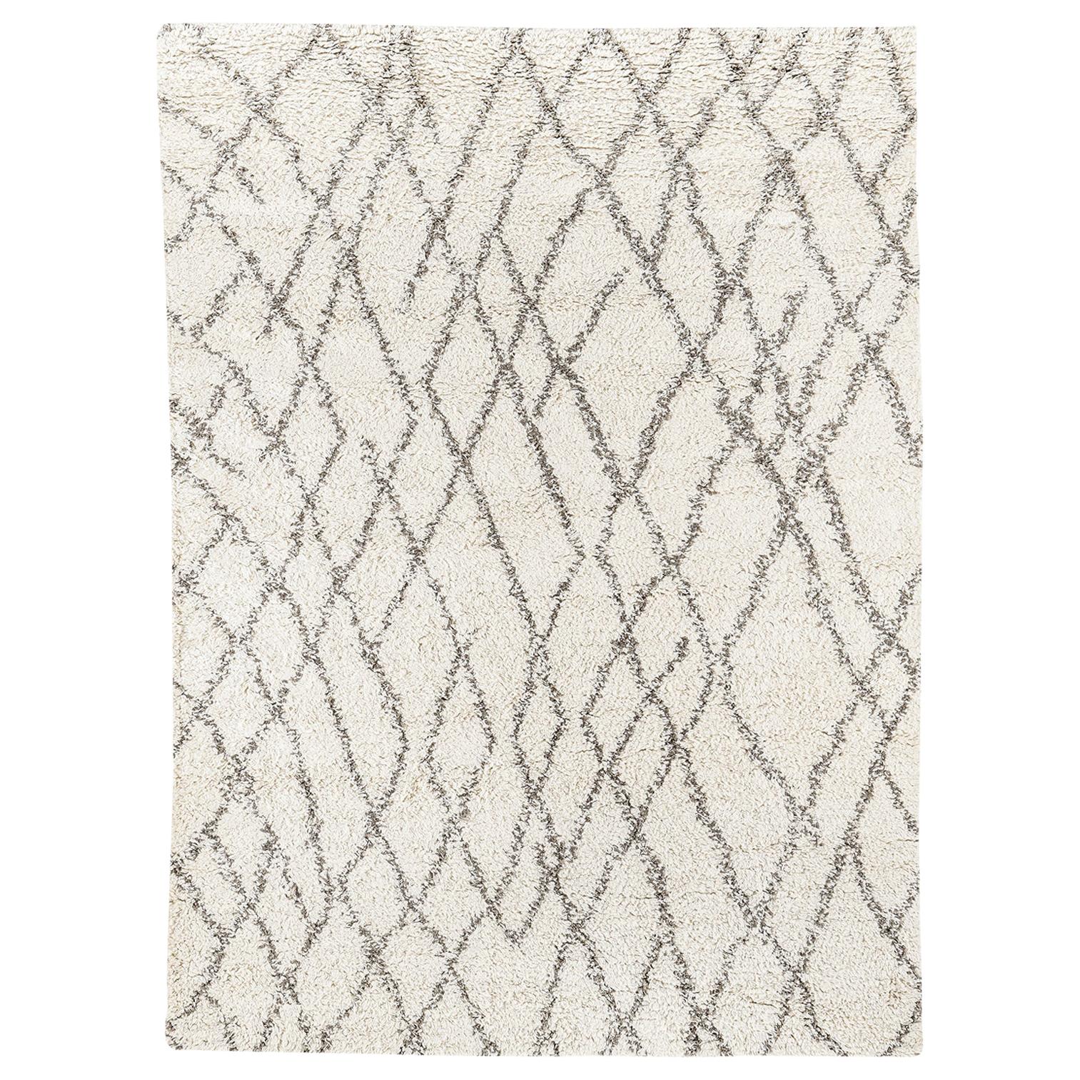 Ben Soleimani Noura Rug– Moroccan Hand-knotted Ultra-plush Ivory 8'x10' For Sale
