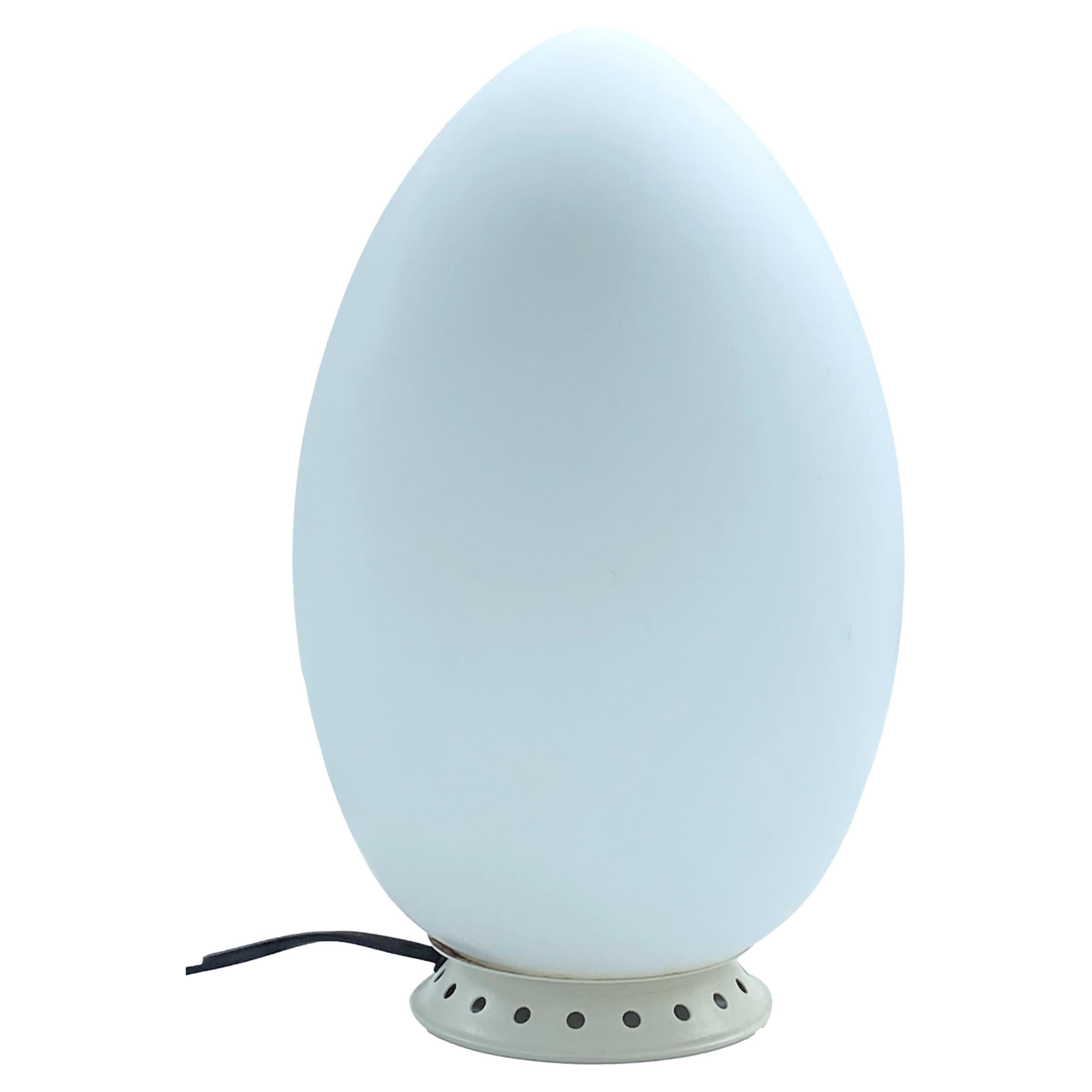 Ben Swildens For Fontana Arte “Uovo” or Egg Table Lamp, Italy 1970s For Sale