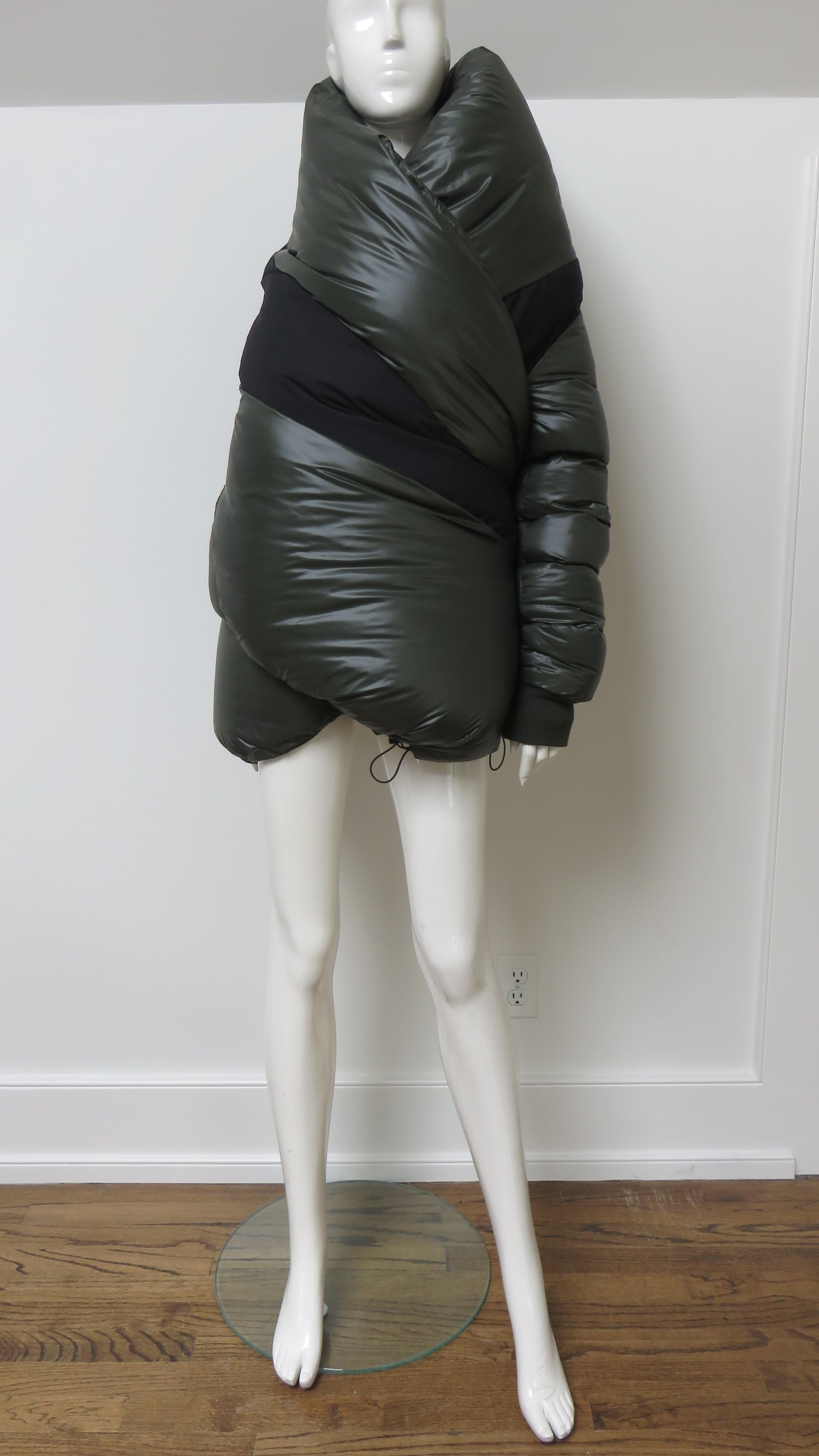 Ben Traverniti Unravel Project Wrap color Block Puffer Jacket en vente 5