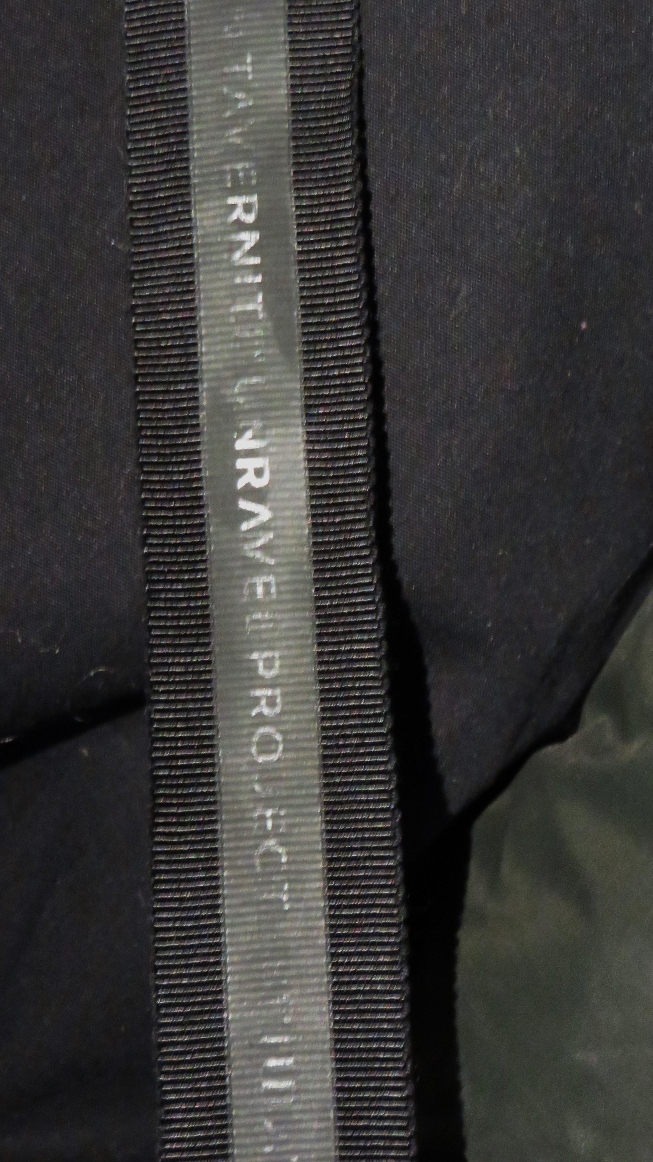 Ben Traverniti Unravel Project Wrap color Block Puffer Jacket en vente 10